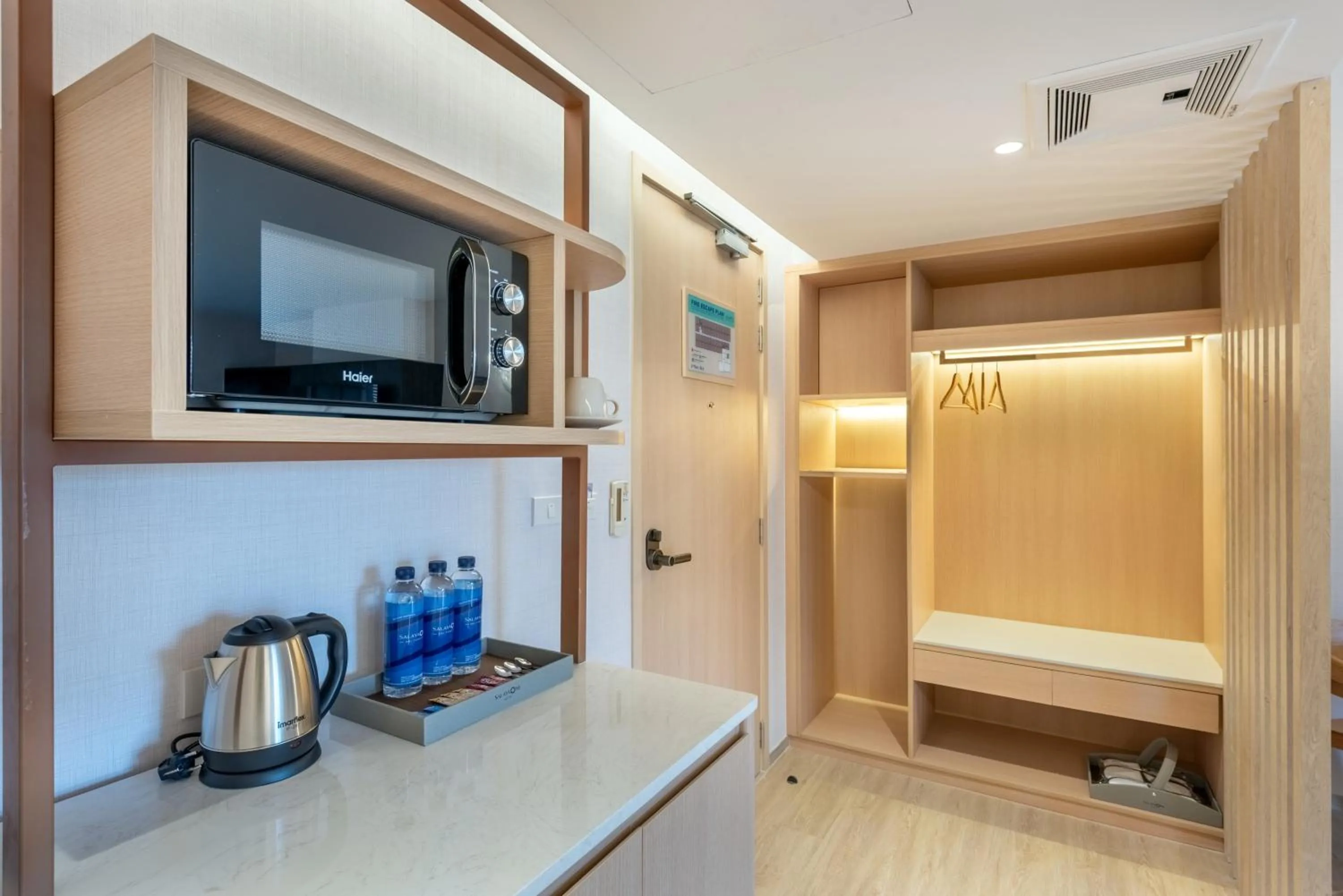 Salaya One Hotel & Service Apartment