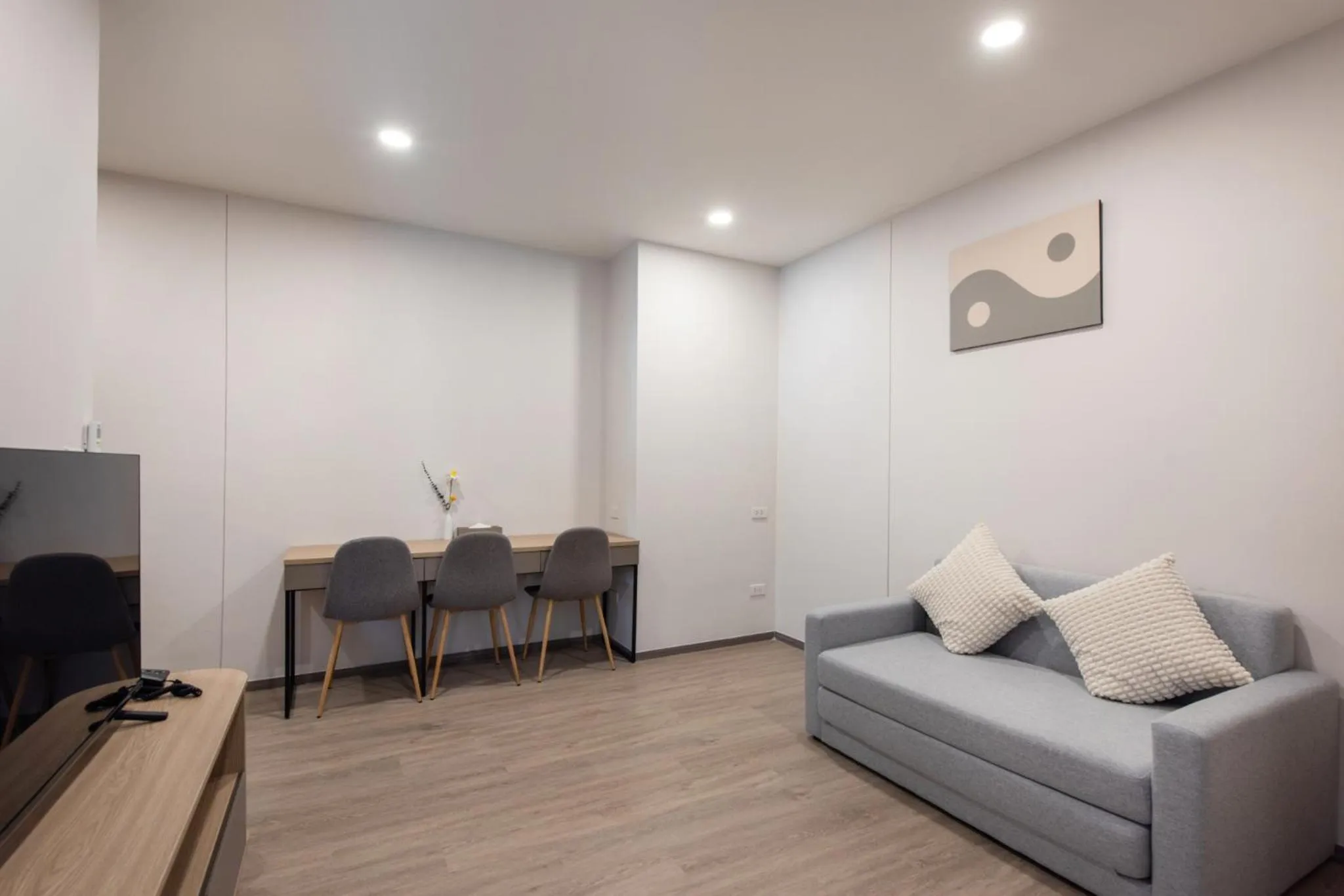 Salaya One Hotel & Service Apartment