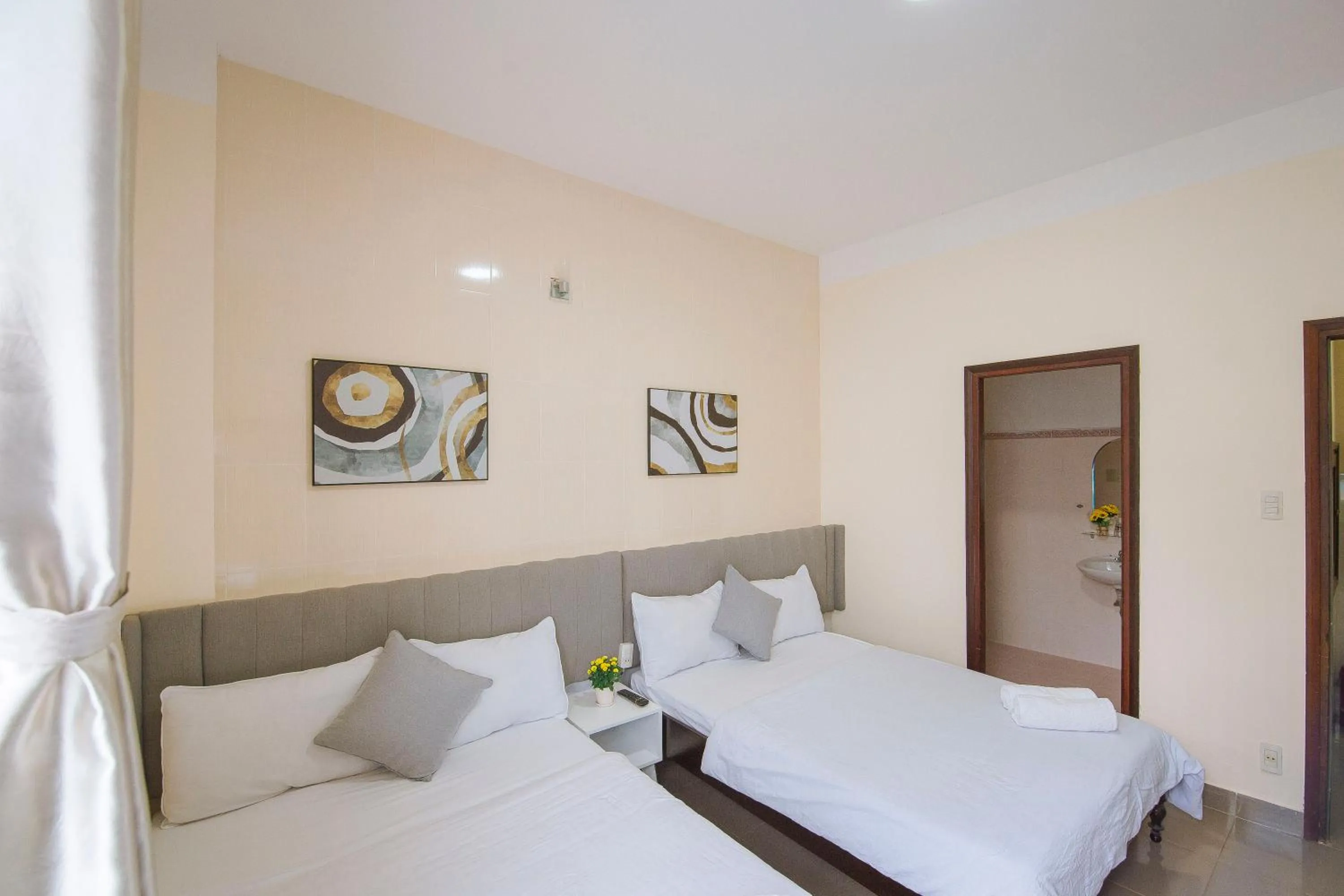 Bed in Thang Lap Hotel