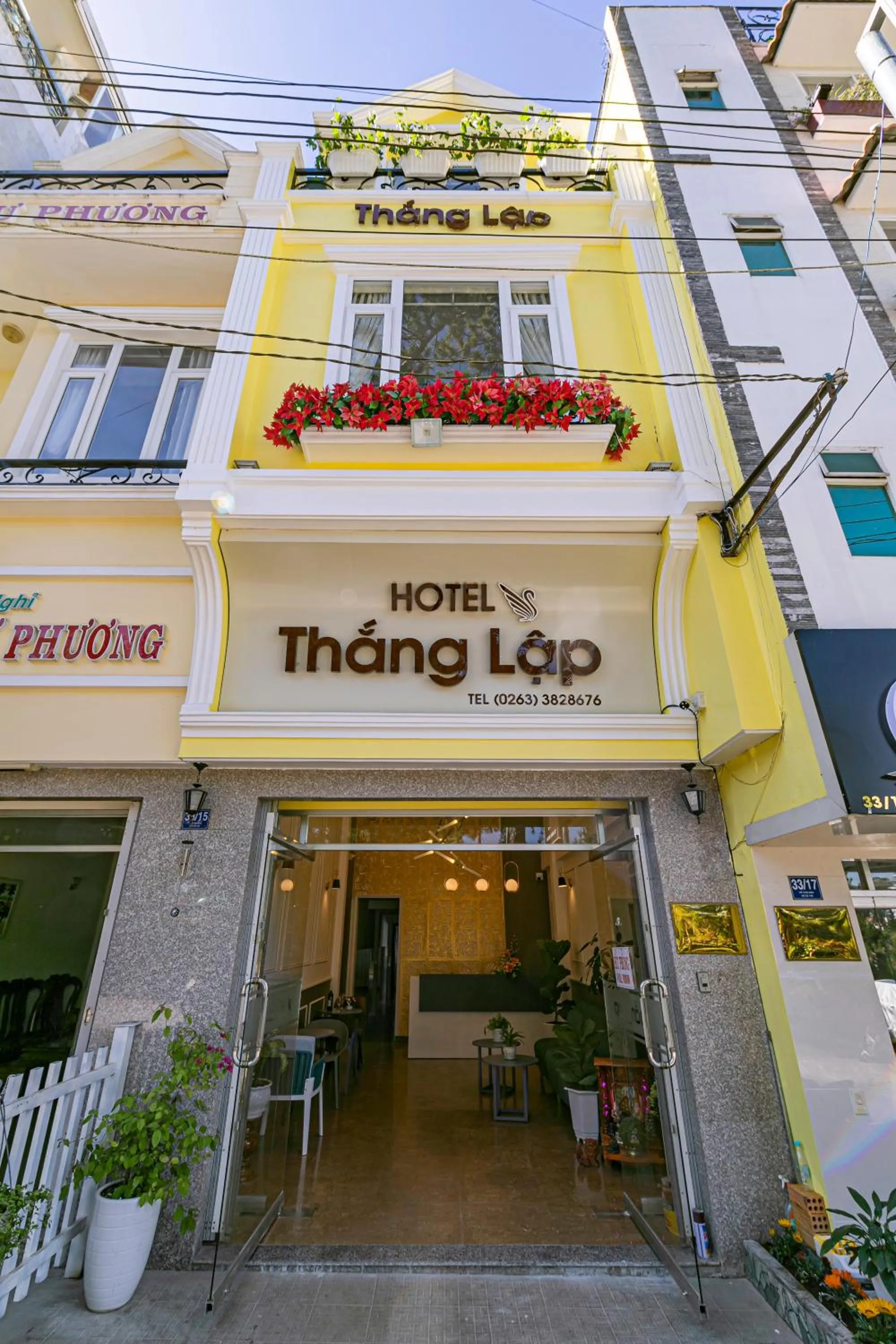Facade/entrance in Thang Lap Hotel