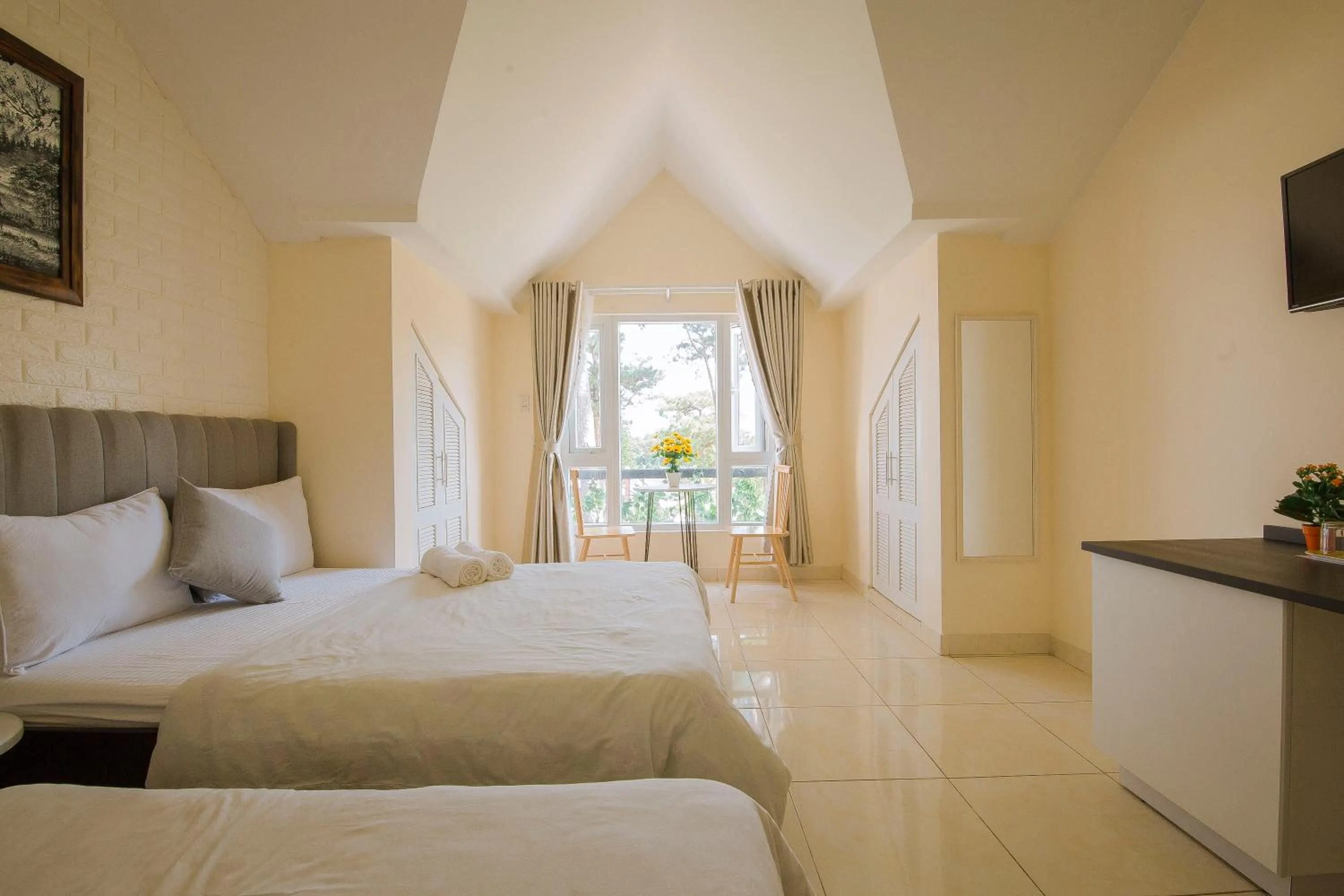 Bed in Thang Lap Hotel