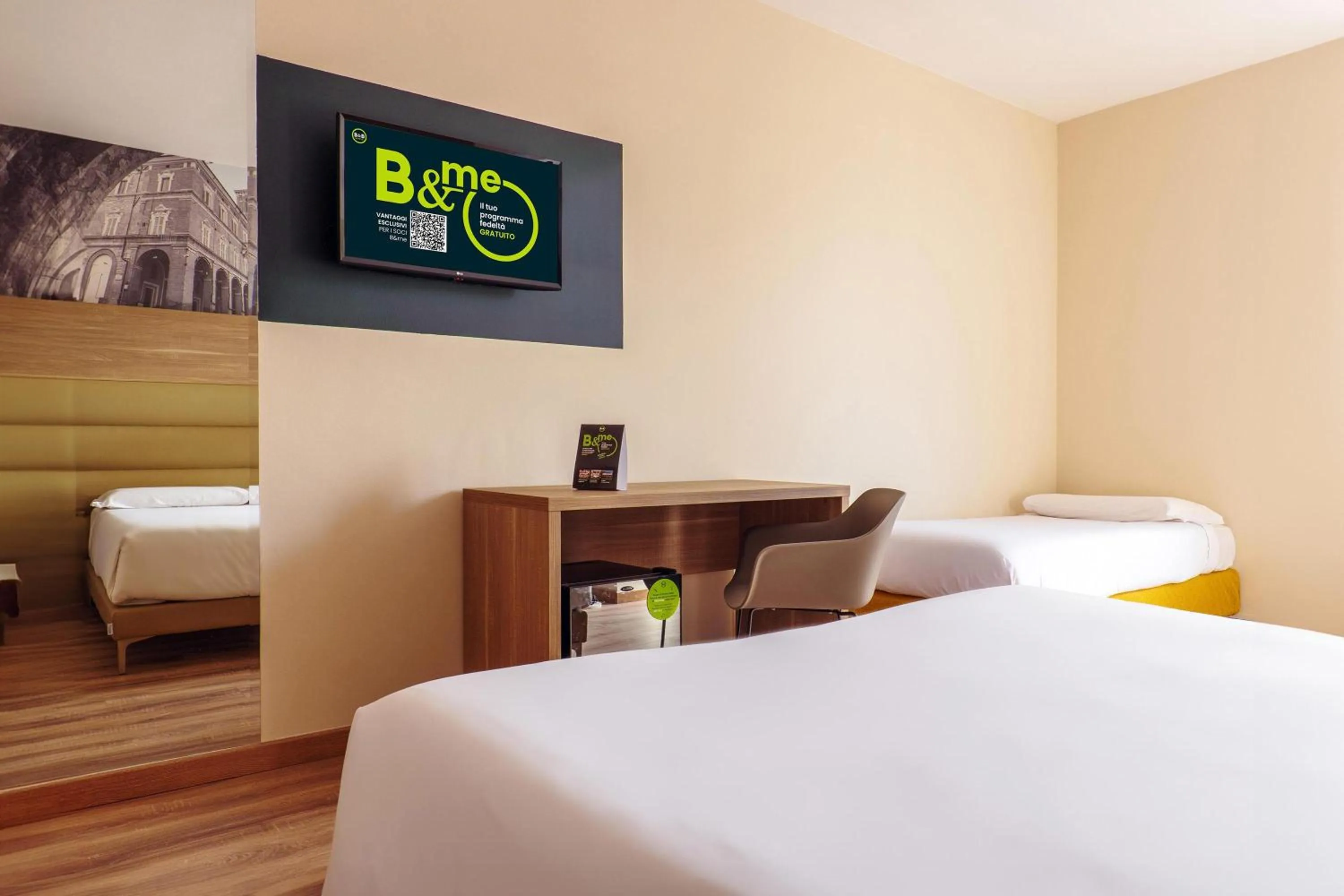 Photo of the whole room, Bed in B&B HOTEL Fabriano Janus