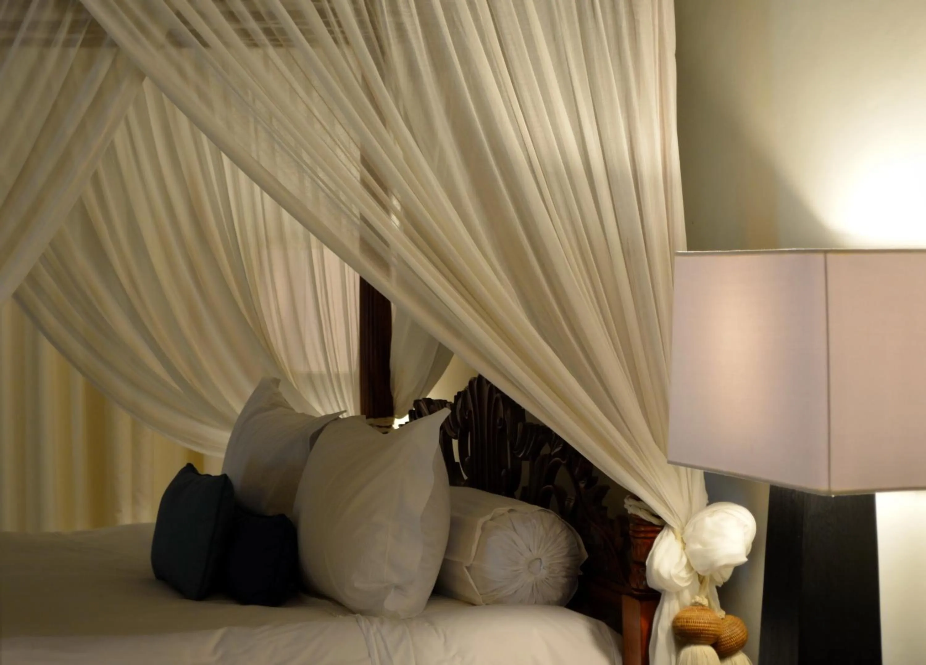 Decorative detail, Bed in Villa Hanani