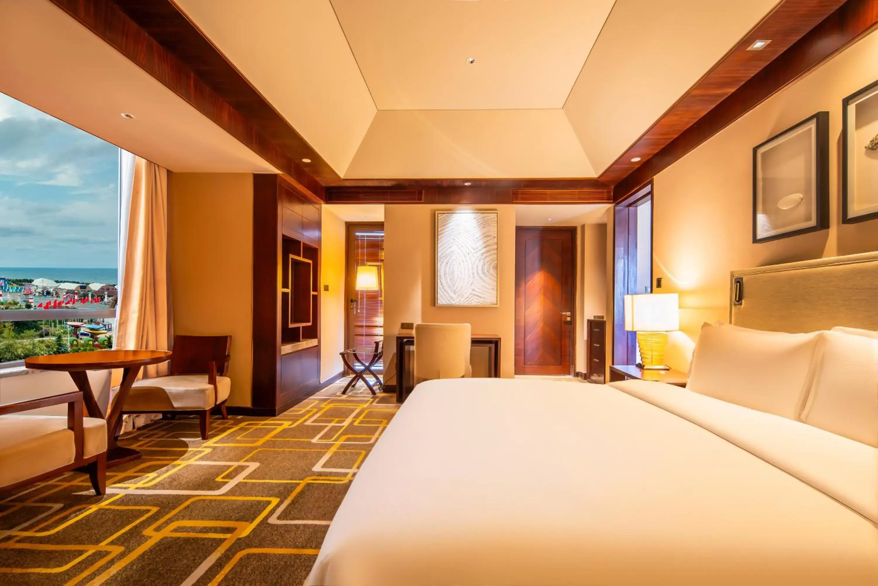 One-Bedroom King Suite - Lounge Access in Hilton Qingdao Golden Beach 丨1 hour's drive to China Fisheries and Seafood Expo One-Bedroom King Suite - Lounge Access in Hilton Qingdao Golden Beach 丨1 hour's drive to China Fisheries and Seafood Expo