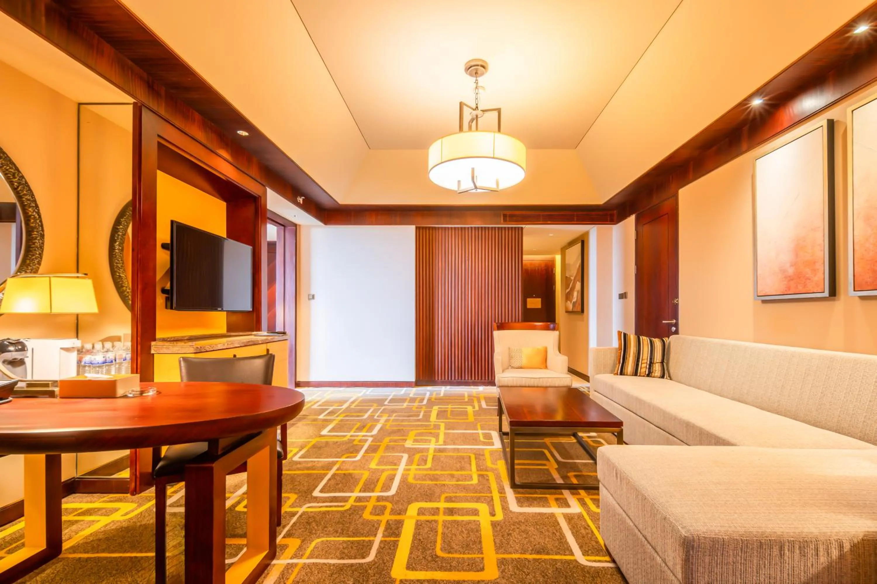 Property building in Hilton Qingdao Golden Beach 丨 10 mins' walk to Golden Beach and Beer City