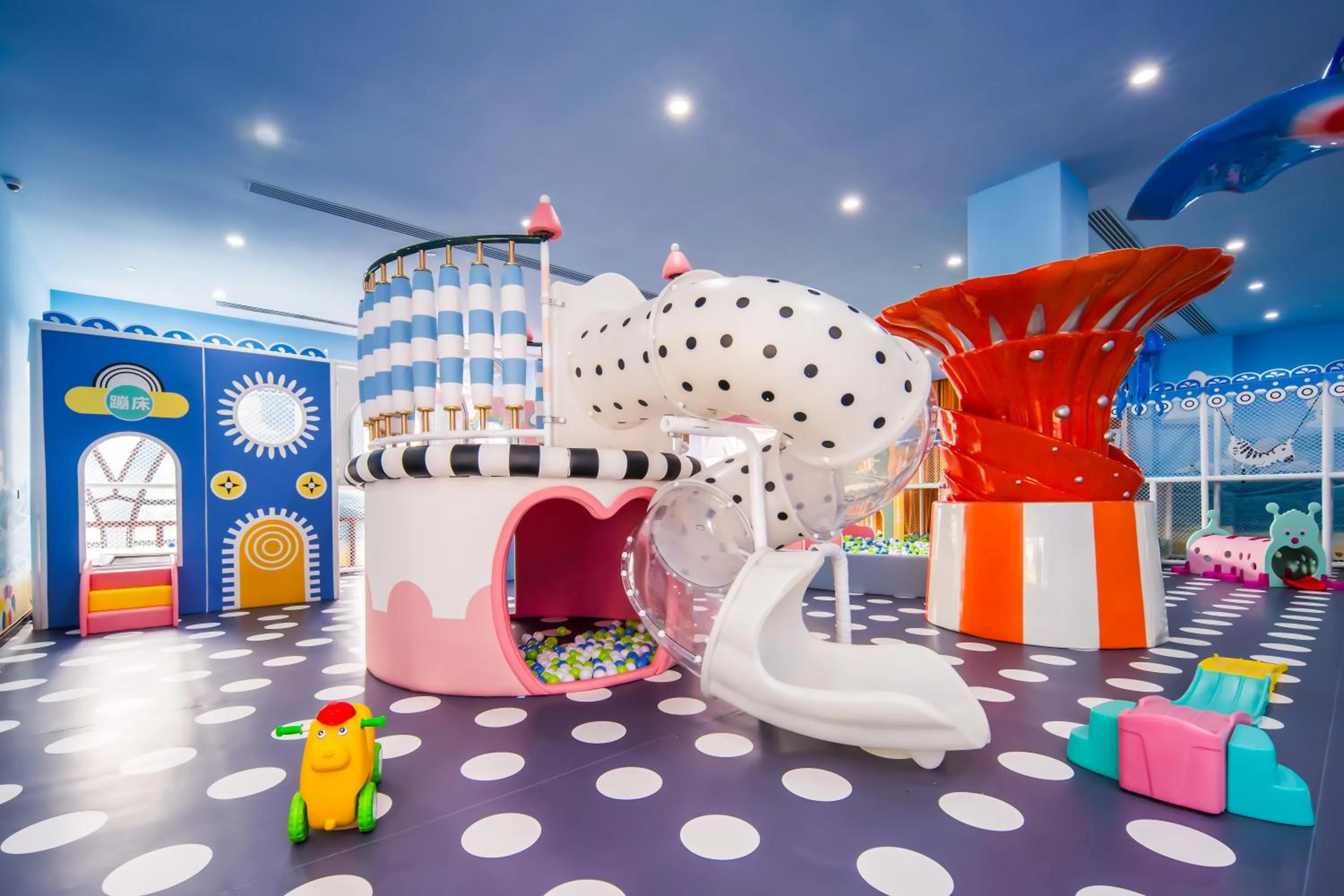 Property building in Hilton Qingdao Golden Beach 丨 10 mins' walk to Golden Beach and Beer City