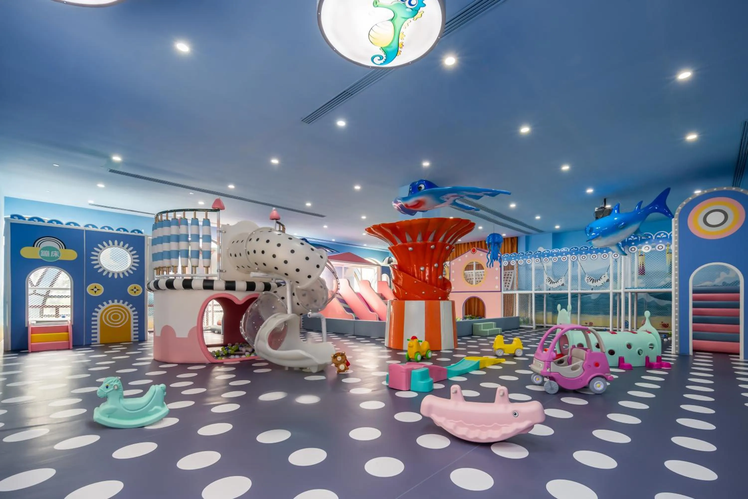 Children play ground in Hilton Qingdao Golden Beach 丨 10 mins' walk to Golden Beach and Beer City