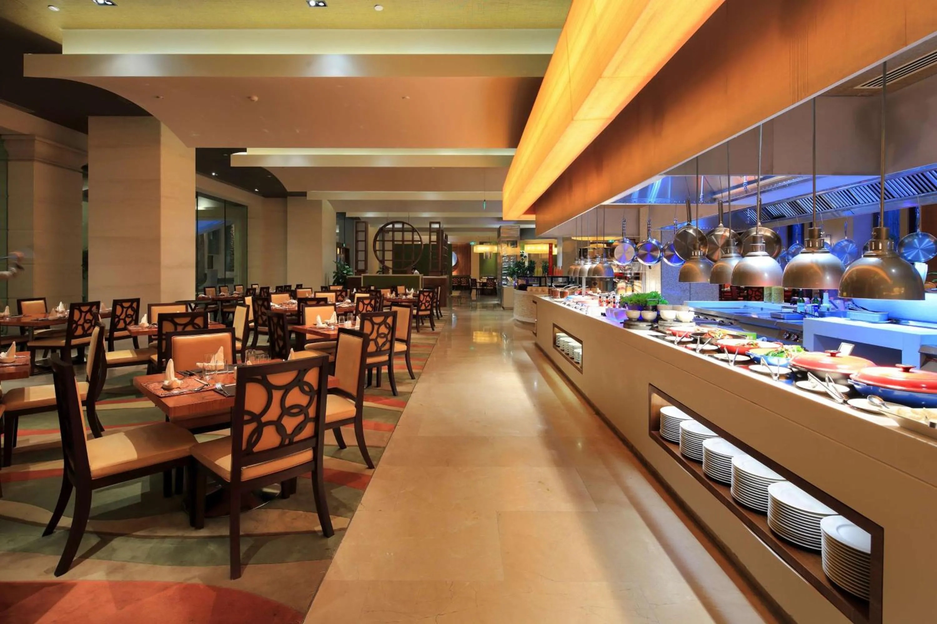 Restaurant/places to eat in Hilton Qingdao Golden Beach 丨 10 mins' walk to Golden Beach and Beer City