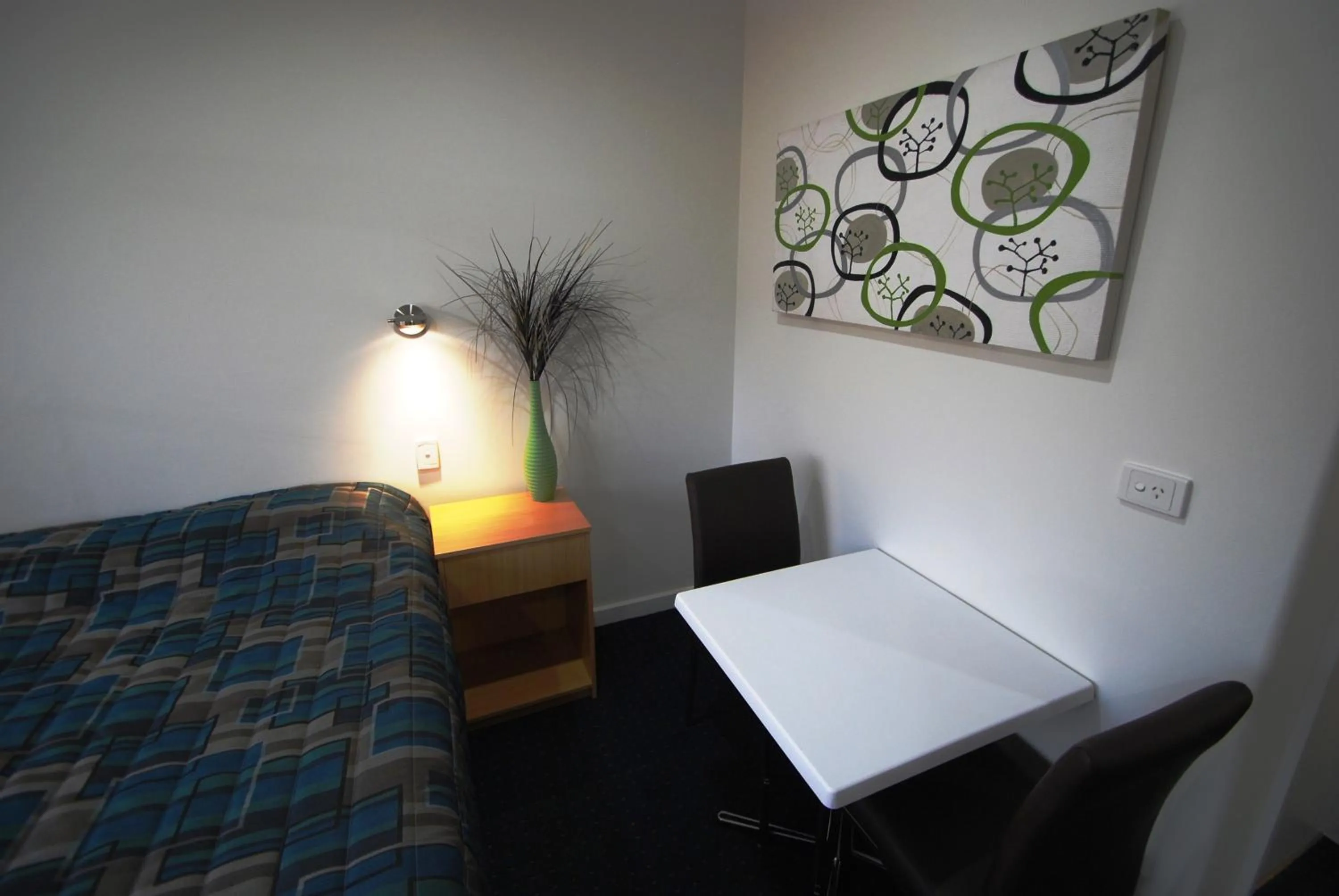 Decorative detail, Bed in Comfort Inn & Suites Augusta Westside