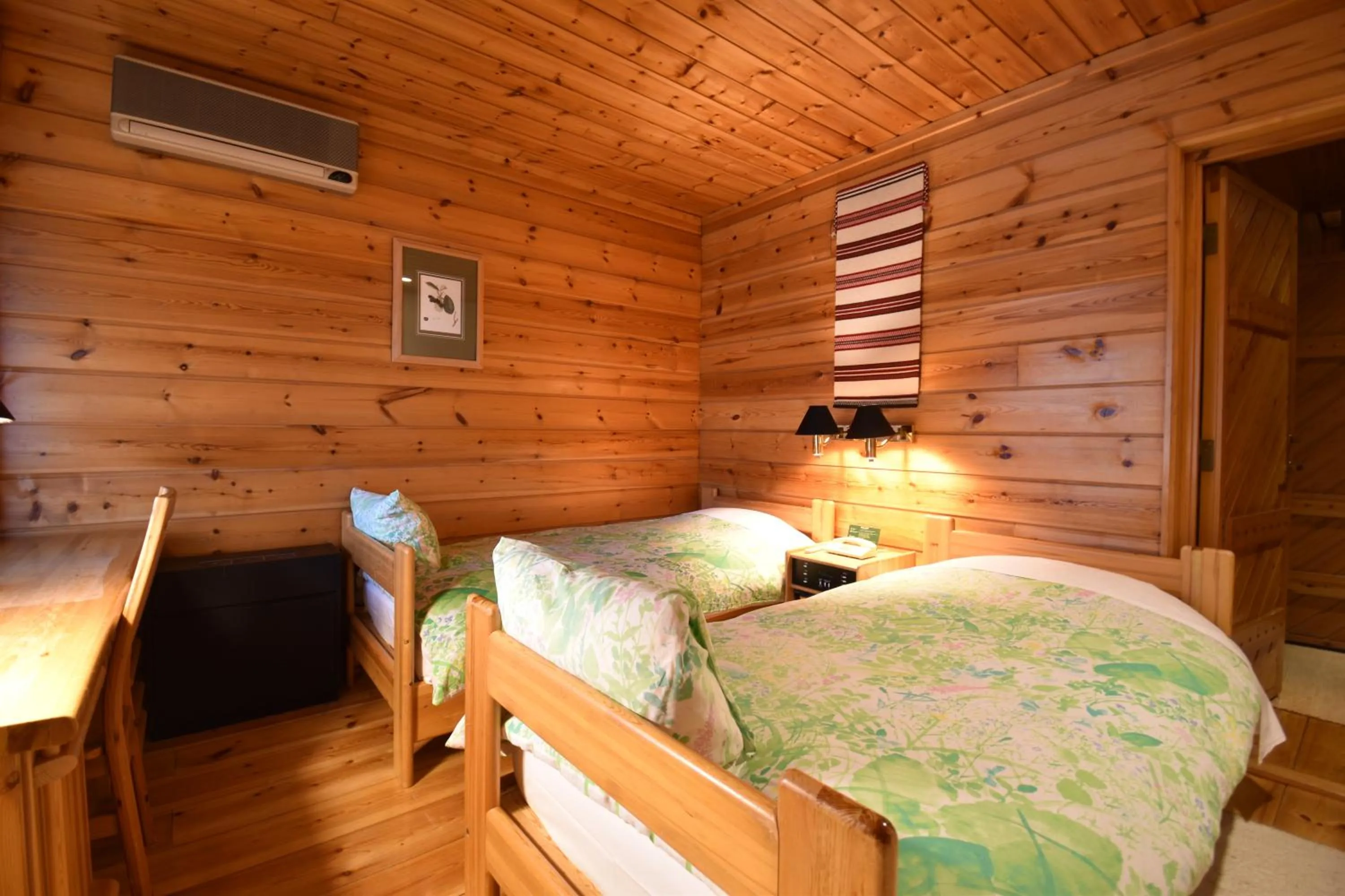 Bedroom, Bed in Hotel Nidom