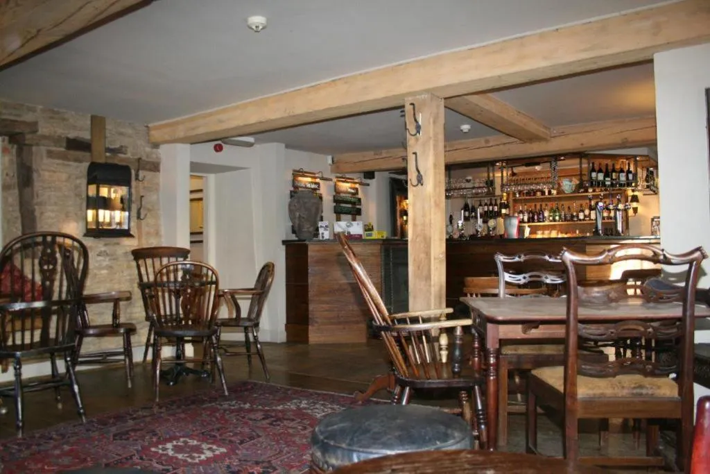 Lounge or bar in Queen's Head Inn