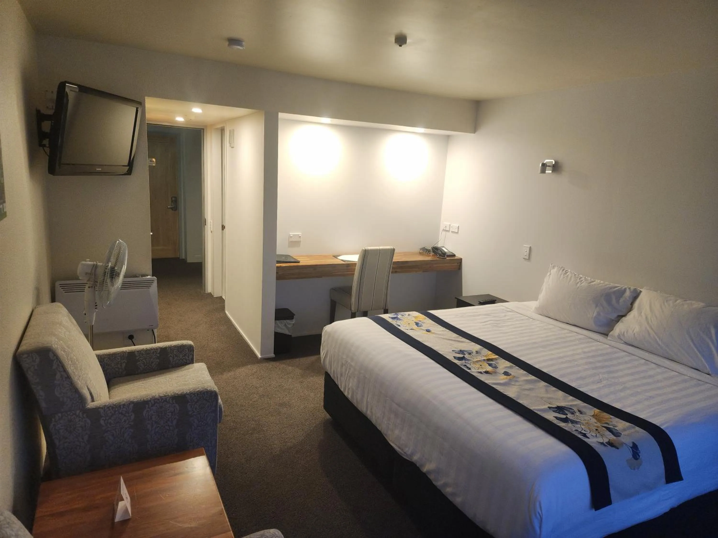 Bed in The Angus Hotel