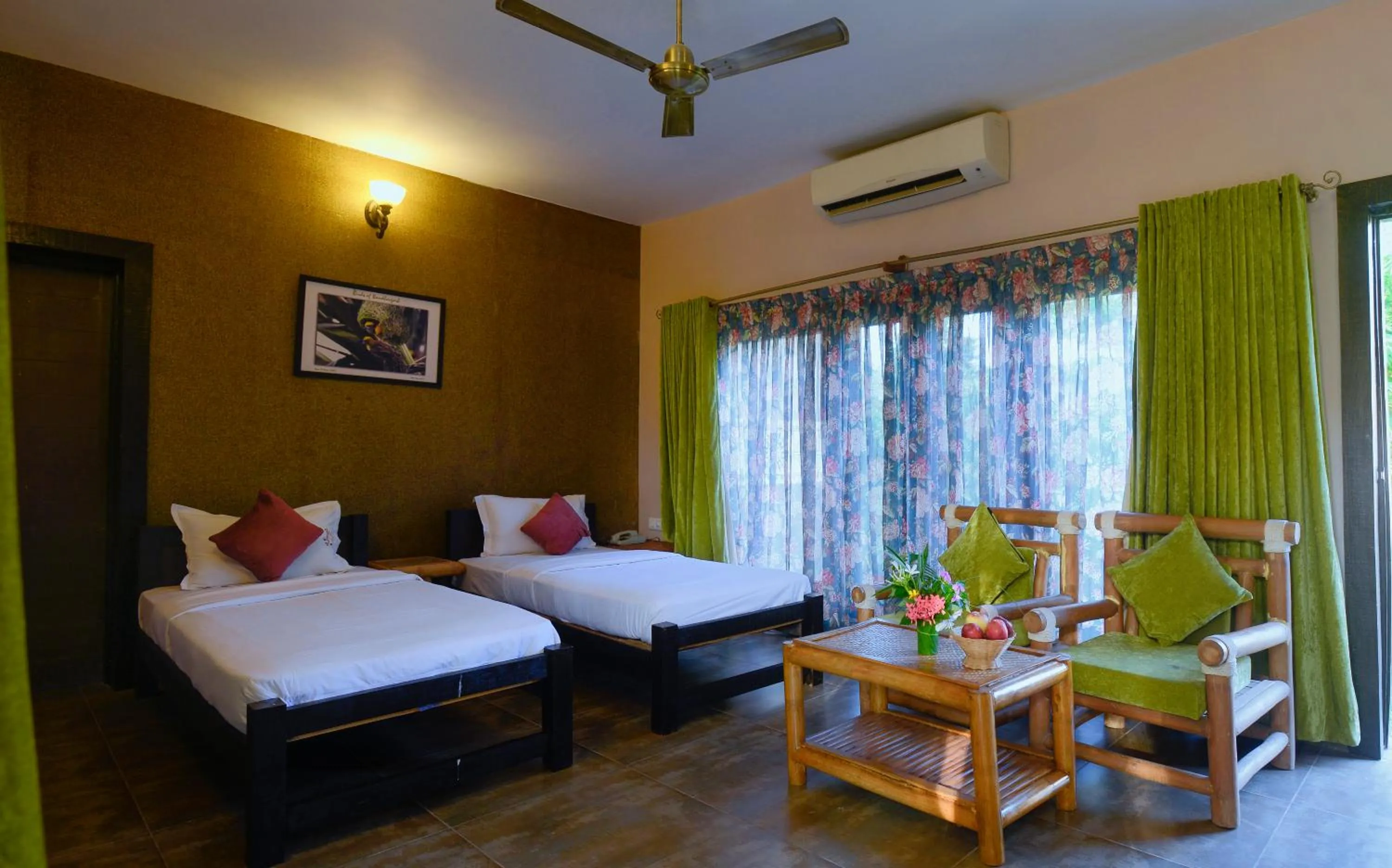 Photo of the whole room, Bed in Aranyak Resort