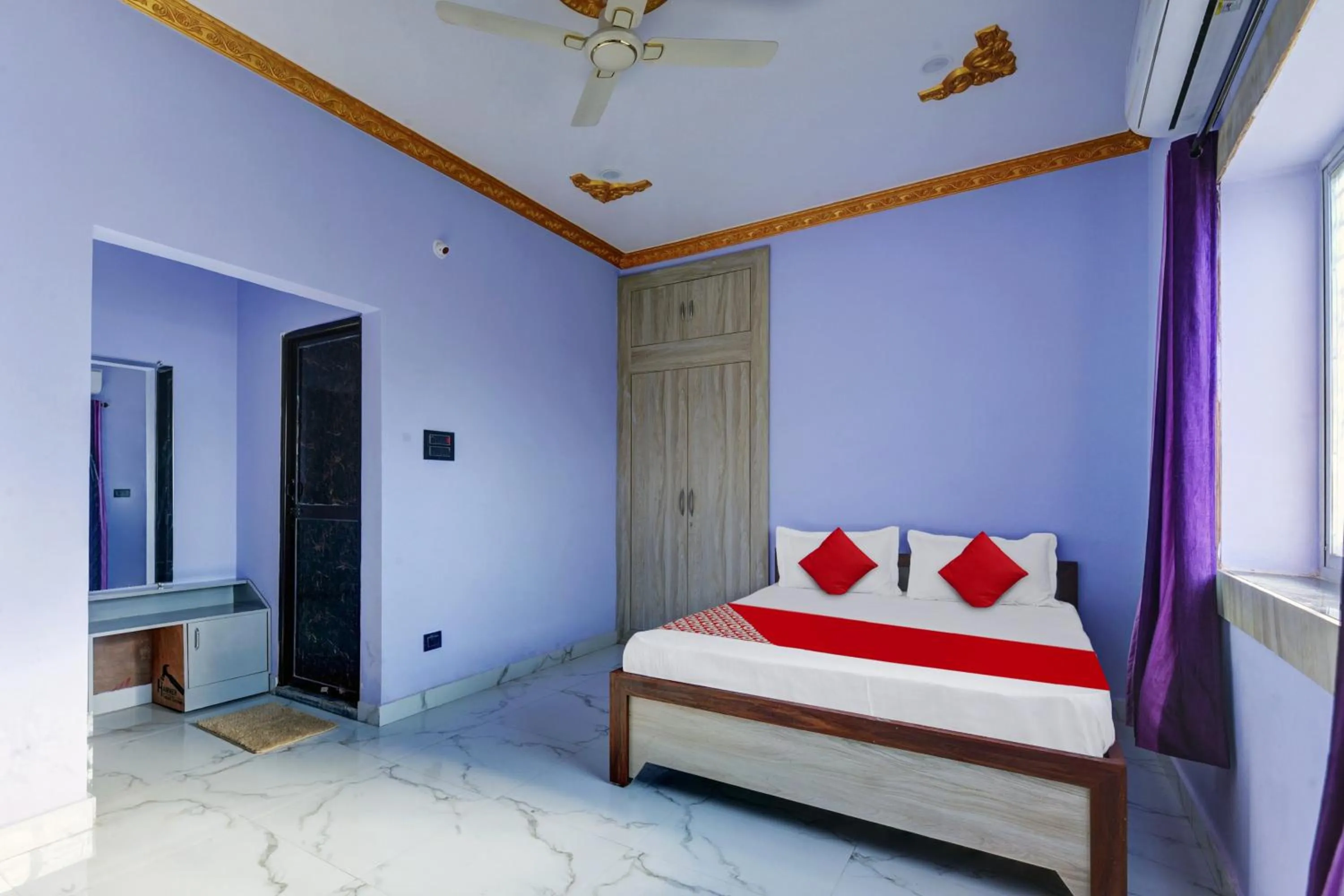 Bedroom, Bed in Hotel O by OYO JP Banquet