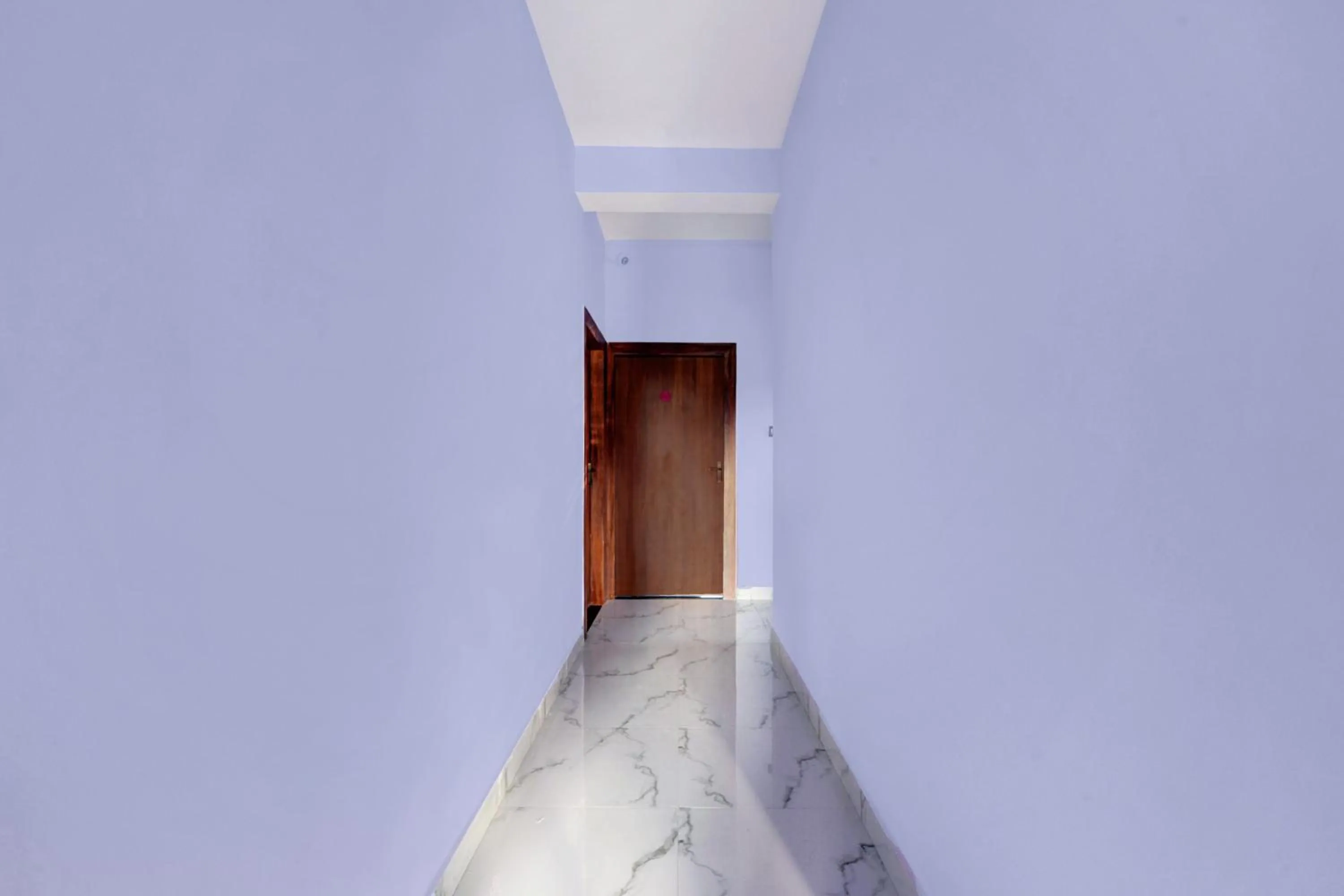 Lobby or reception in Hotel O by OYO JP Banquet