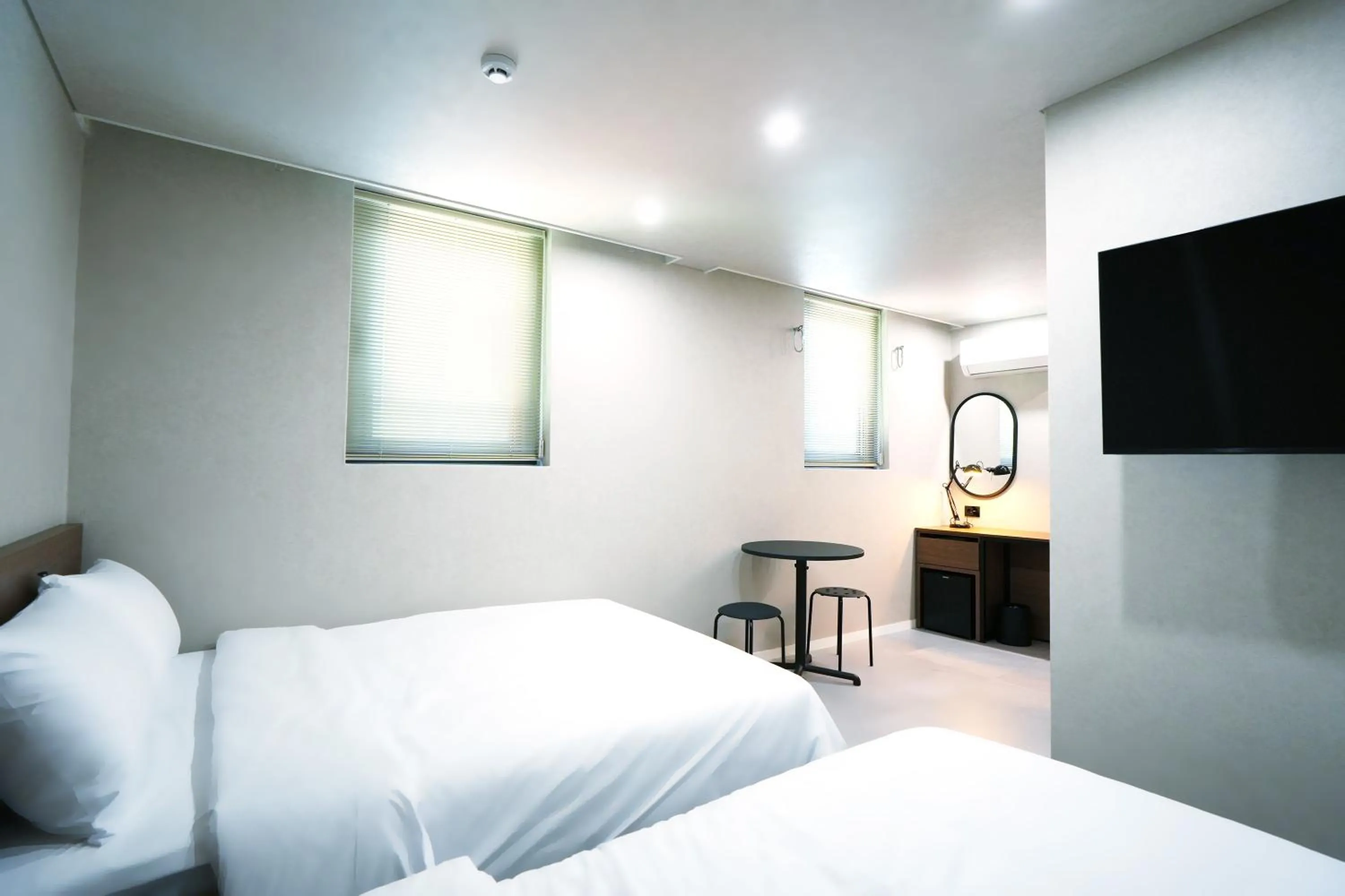 Bed in ZIYOLK Seoul Station