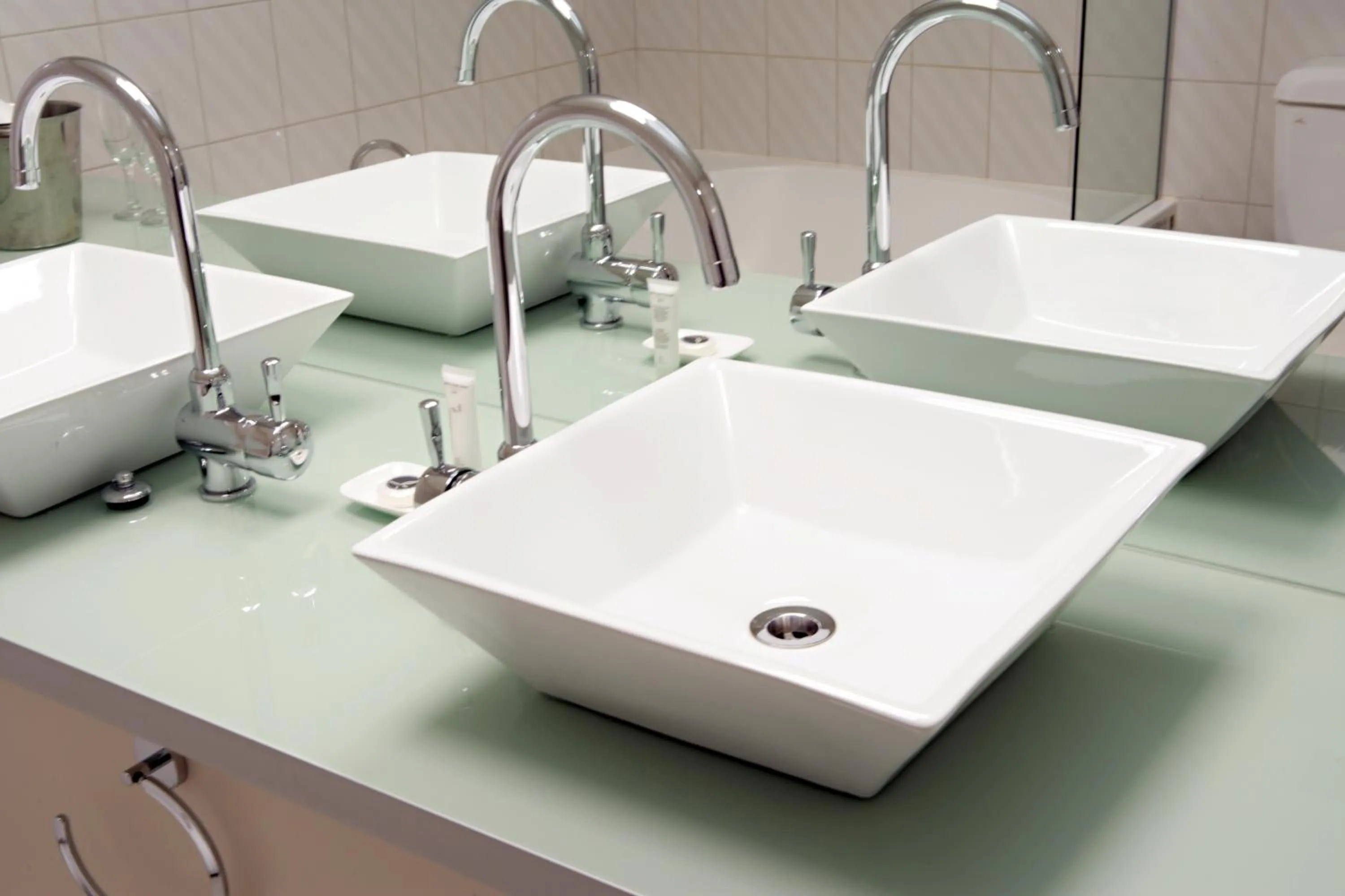 Bathroom in Beau Monde International