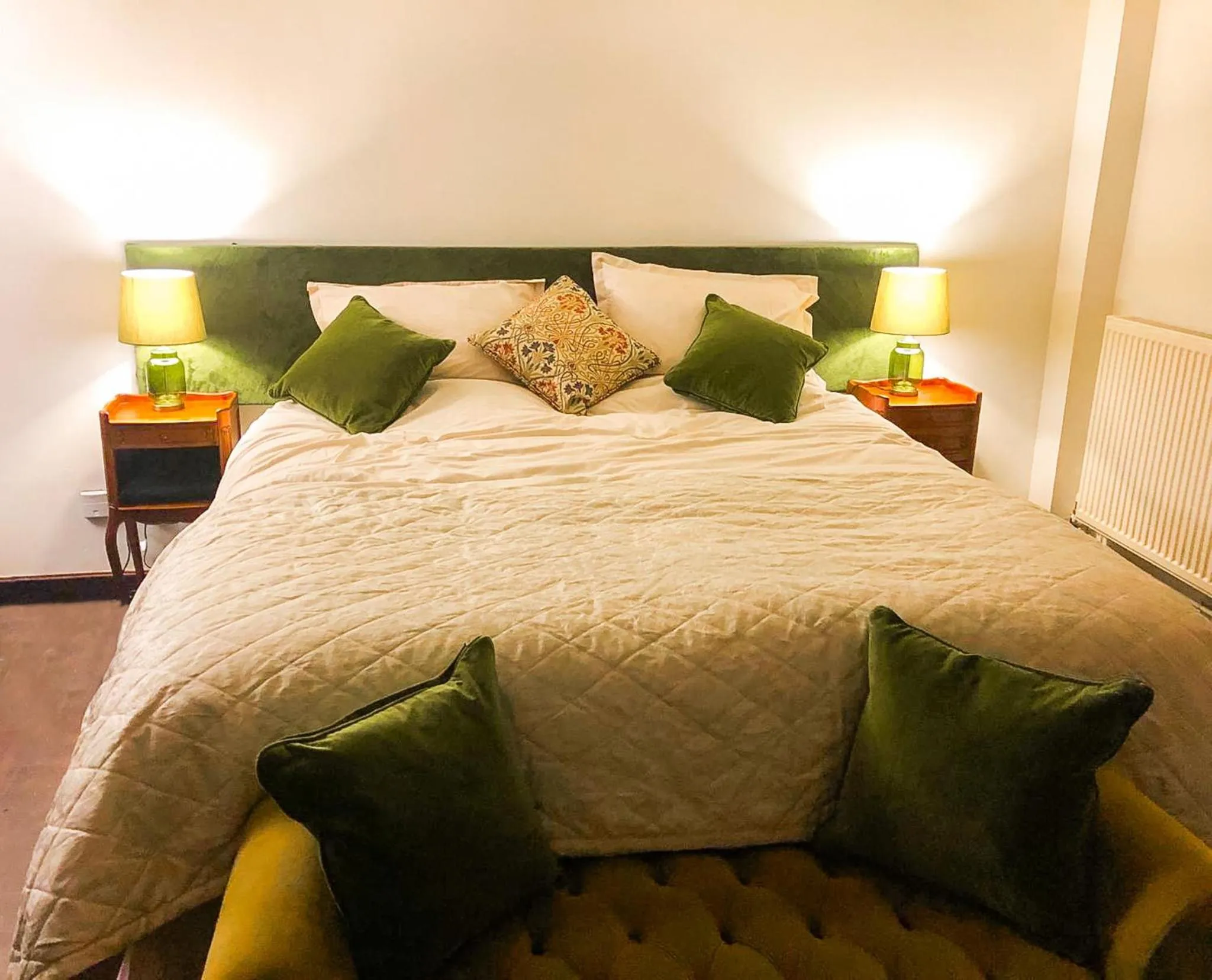 Bedroom, Bed in The New Inn