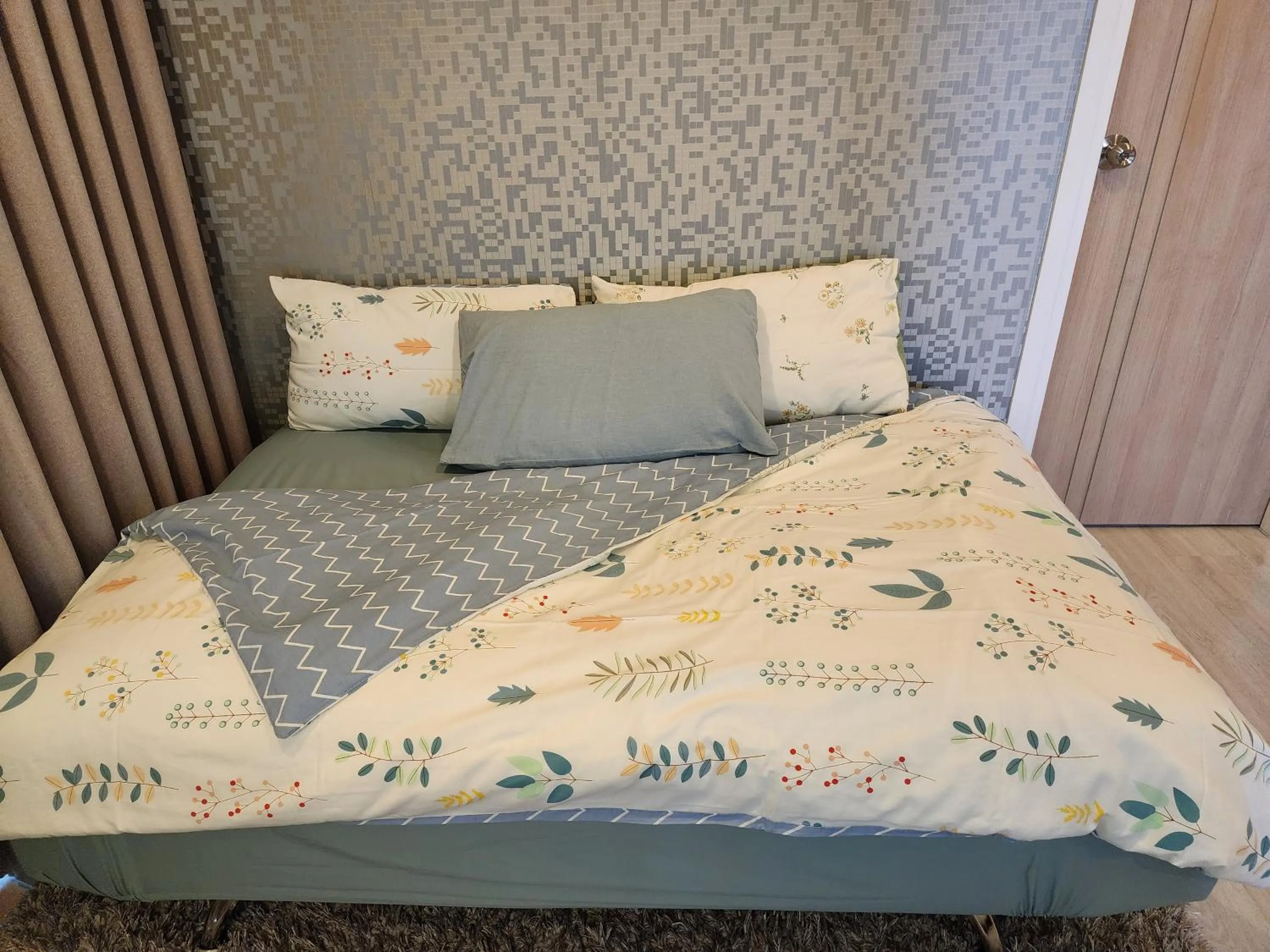 Bed in Family Suit 2 Bedrooms 2 Bathrooms in Chiang Mai