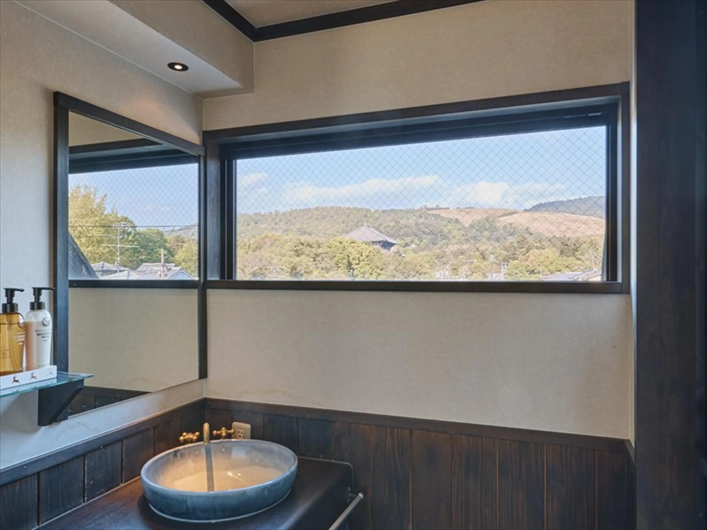 Photo of the whole room in Wakasa Annex