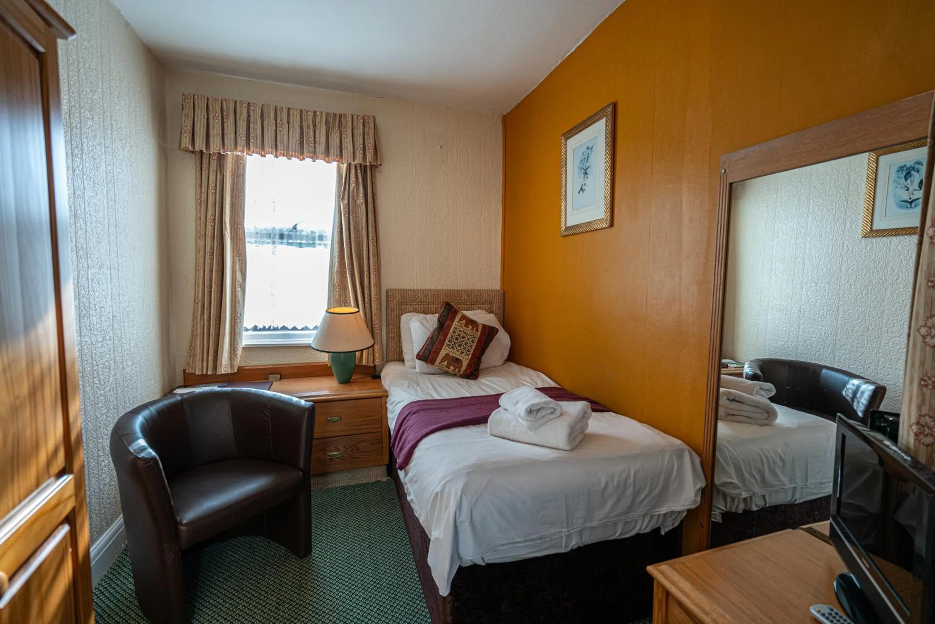 Bed in Can-Y-Bae Hotel