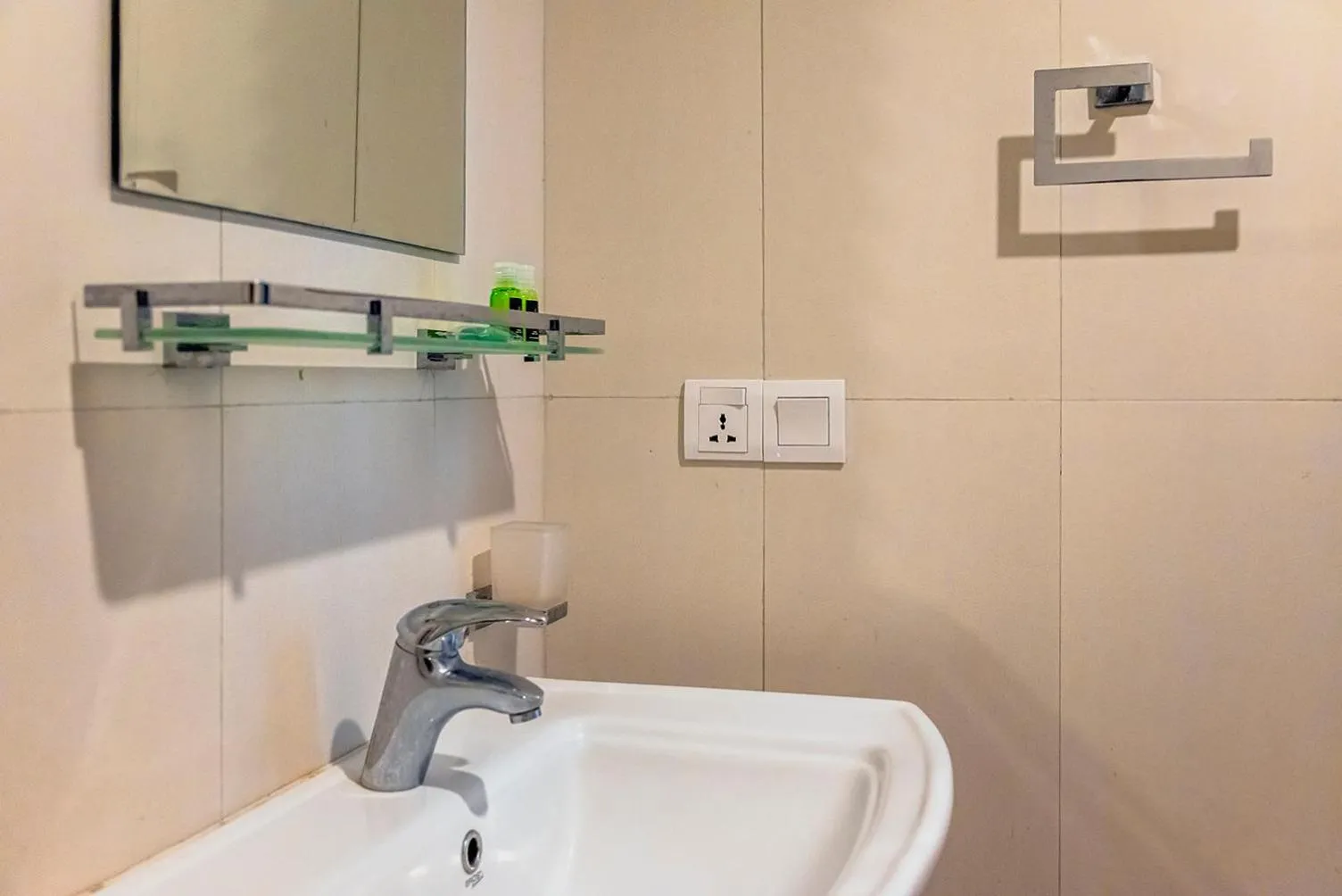 Bathroom in Beverly Beach Negombo