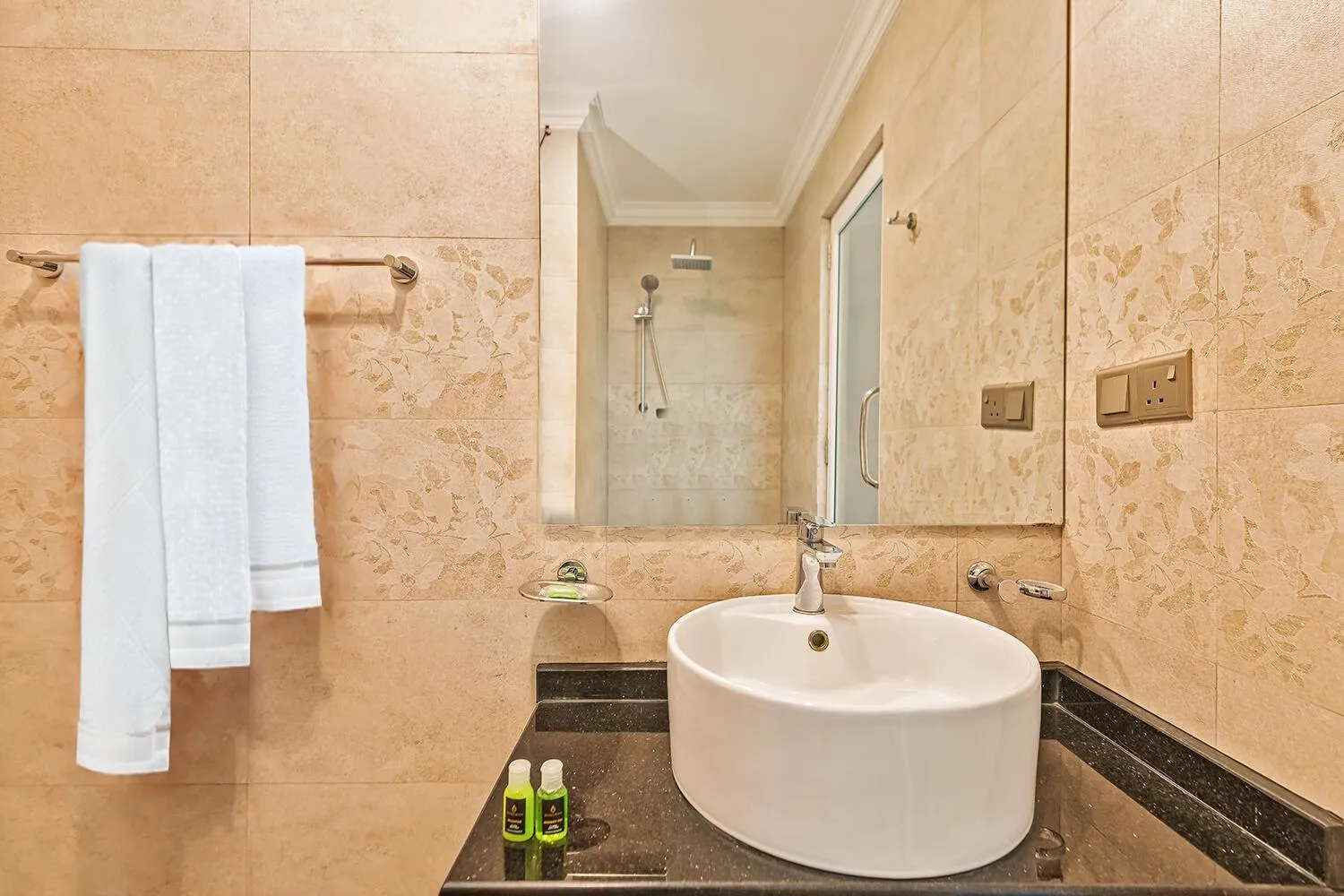 Bathroom in Beverly Beach Negombo
