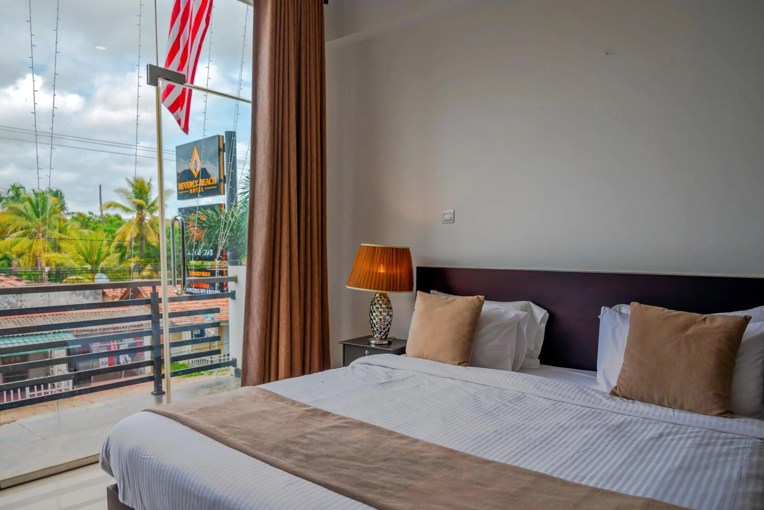 Bedroom in Beverly Beach Negombo