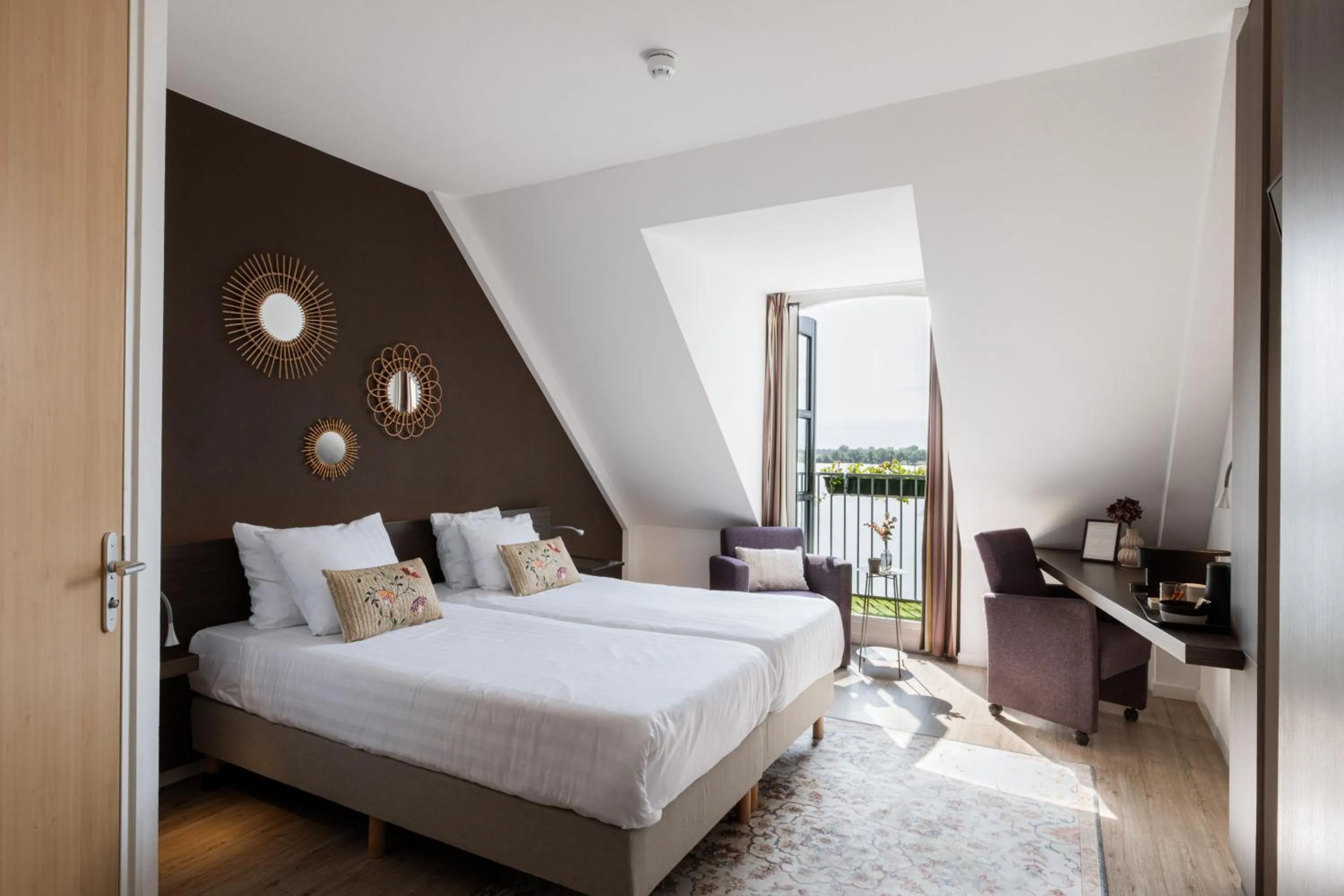 Bedroom, Bed in Hotel Hoogeerd by Flow Niftrik - Nijmegen