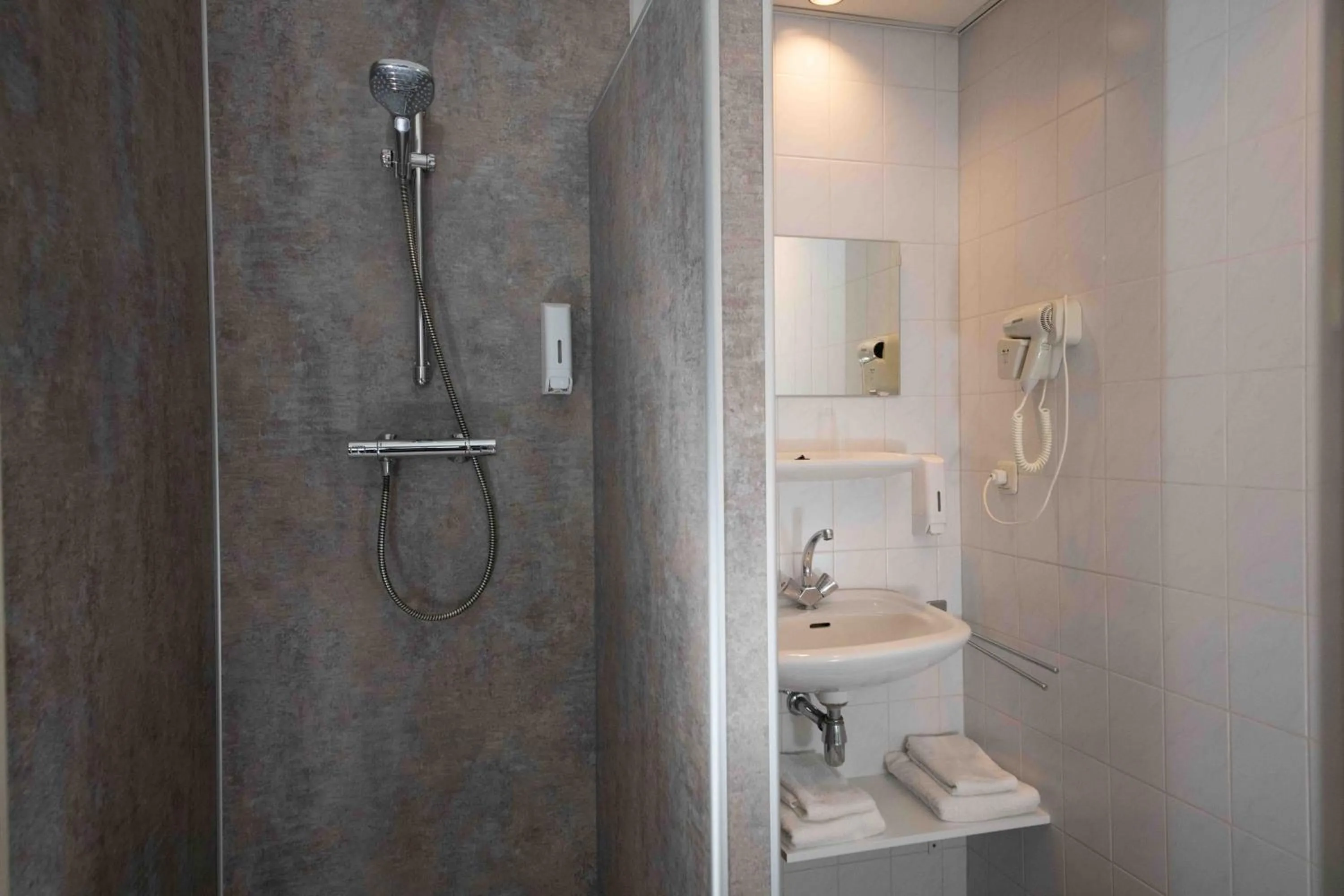 Single Room in Hotel Hoogeerd by Flow Niftrik - Nijmegen