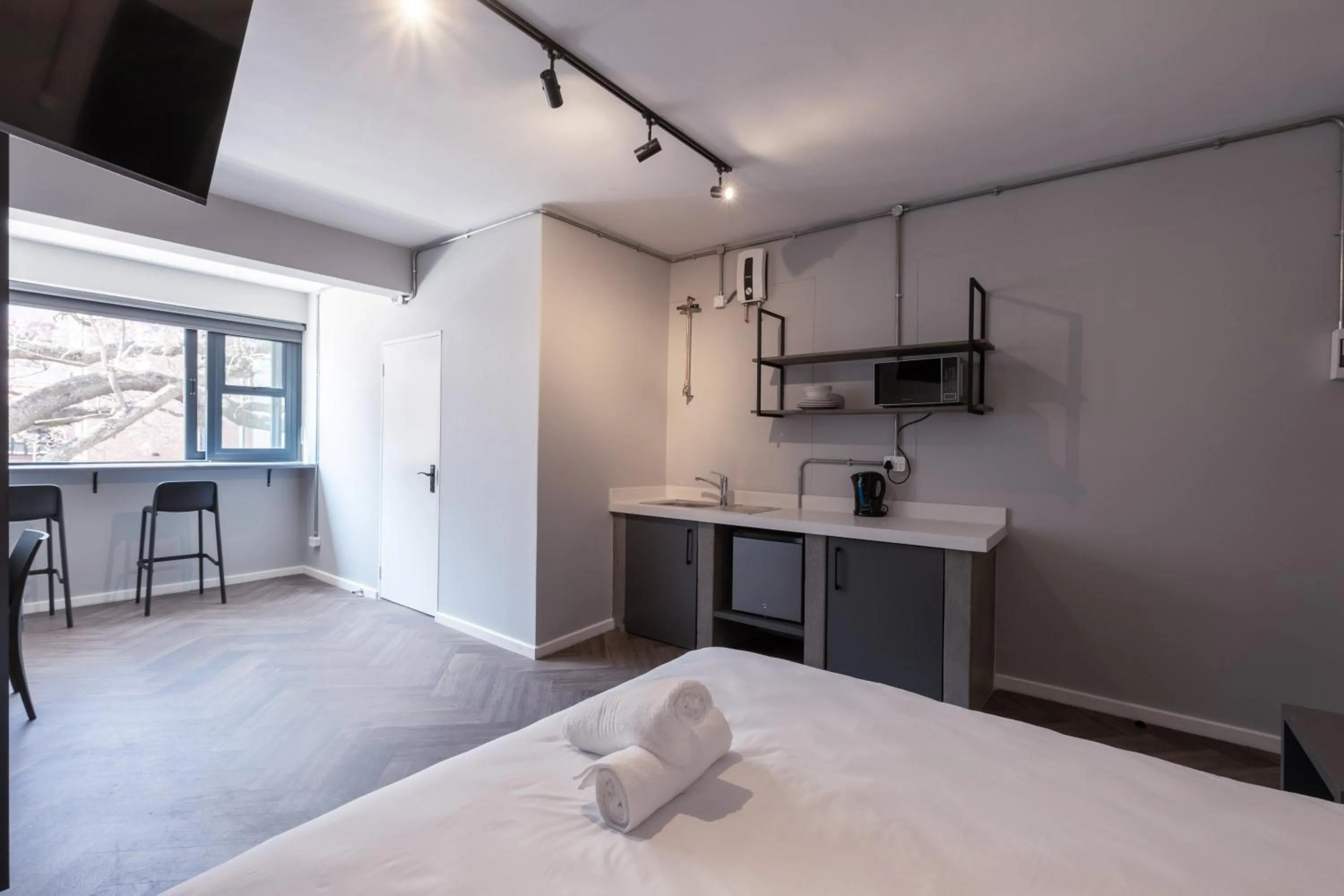 Bed in Inn & Out Plus Rosebank