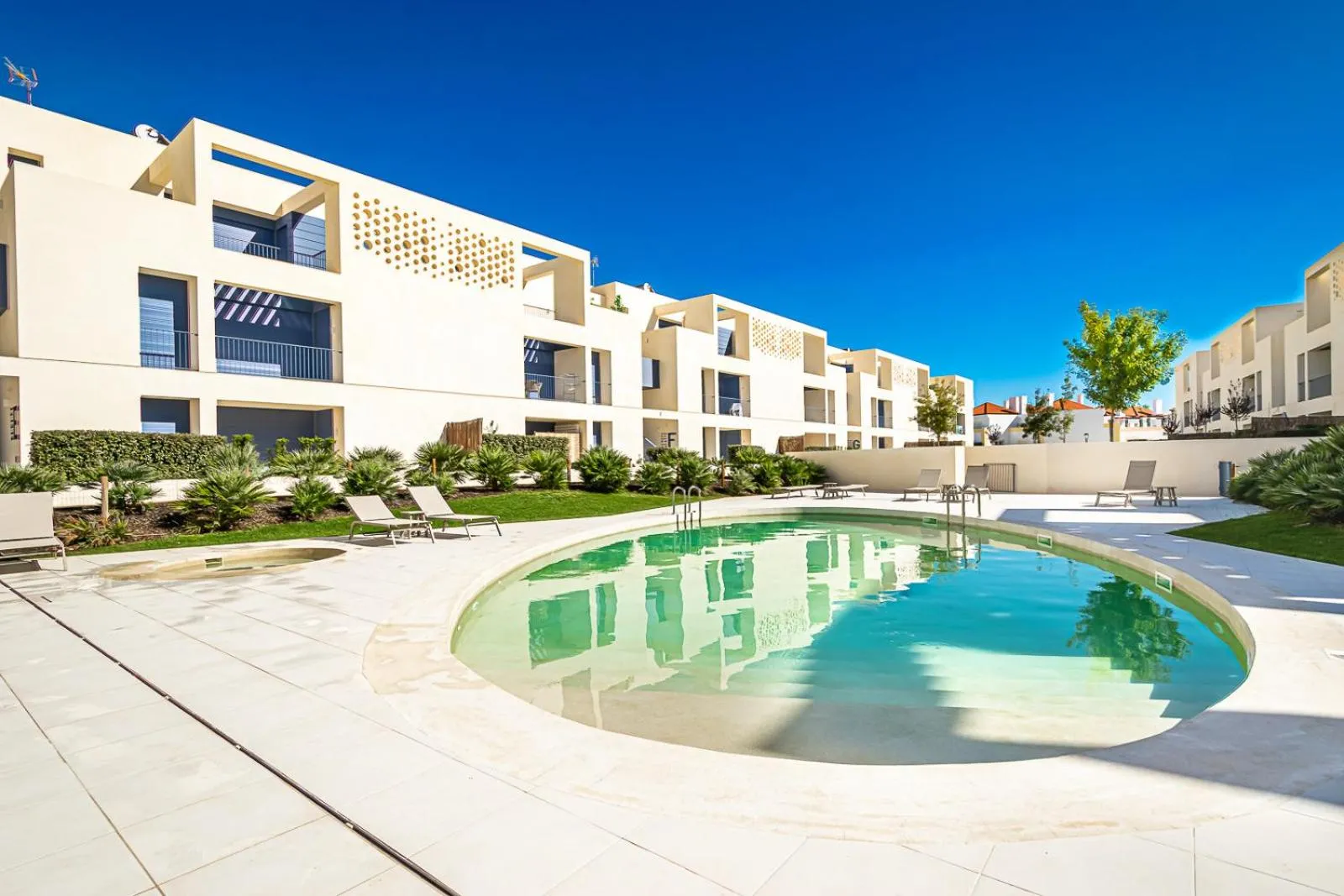 Swimming pool in BeGuest Only Good Vibes - Cabanas