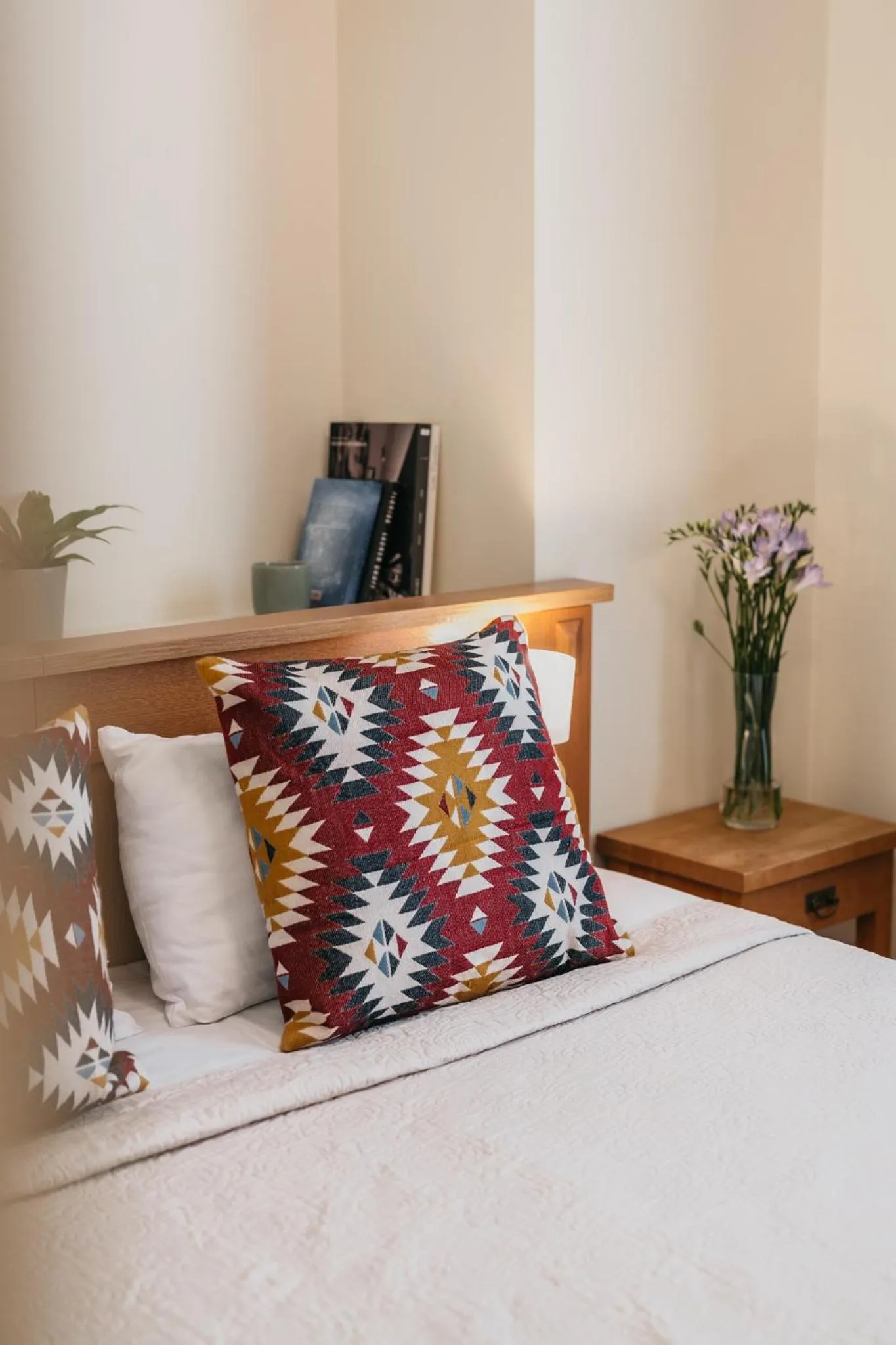 Bed in CATHEDRAL Old Town Suites