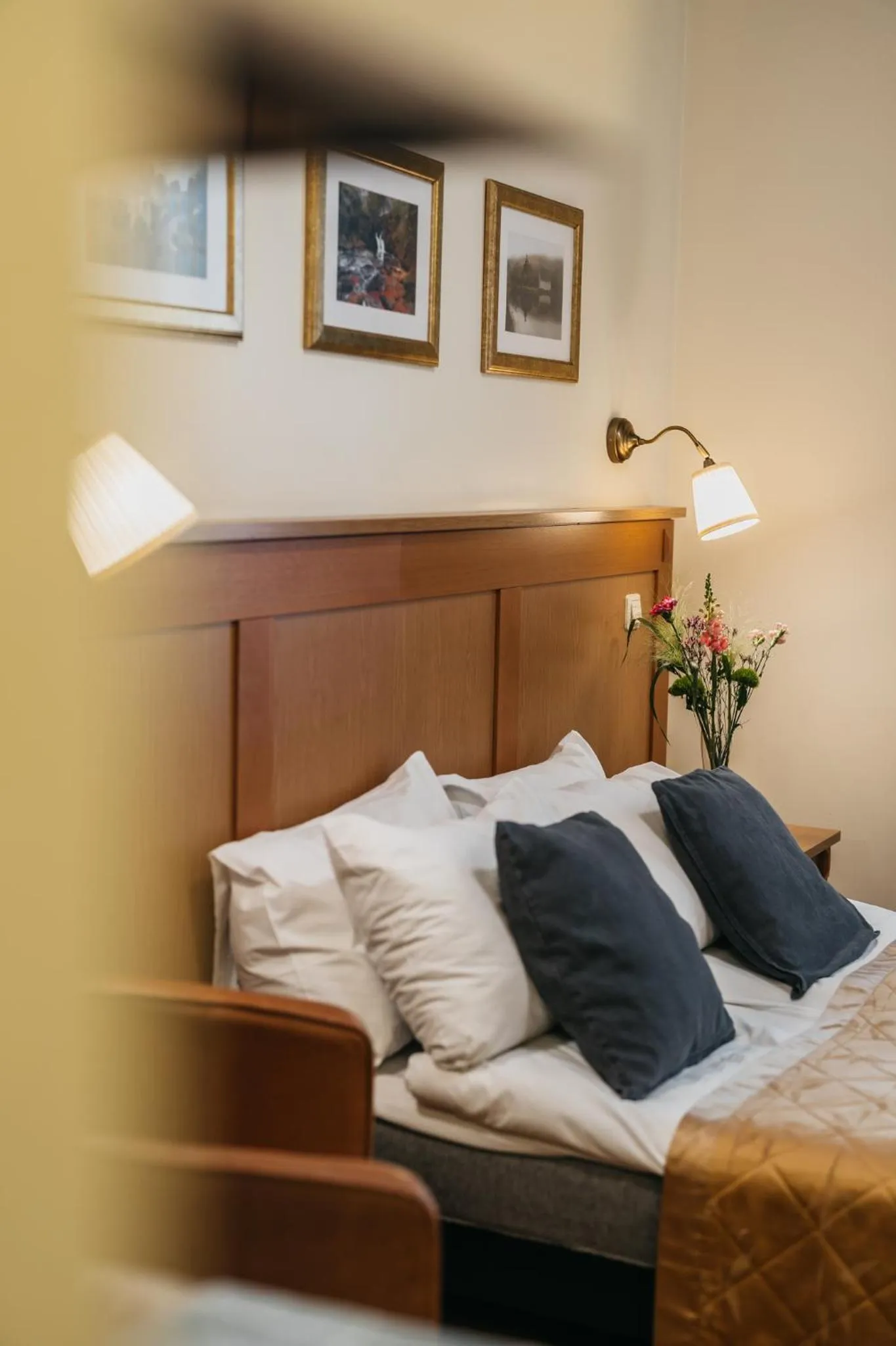 Bed in CATHEDRAL Old Town Suites