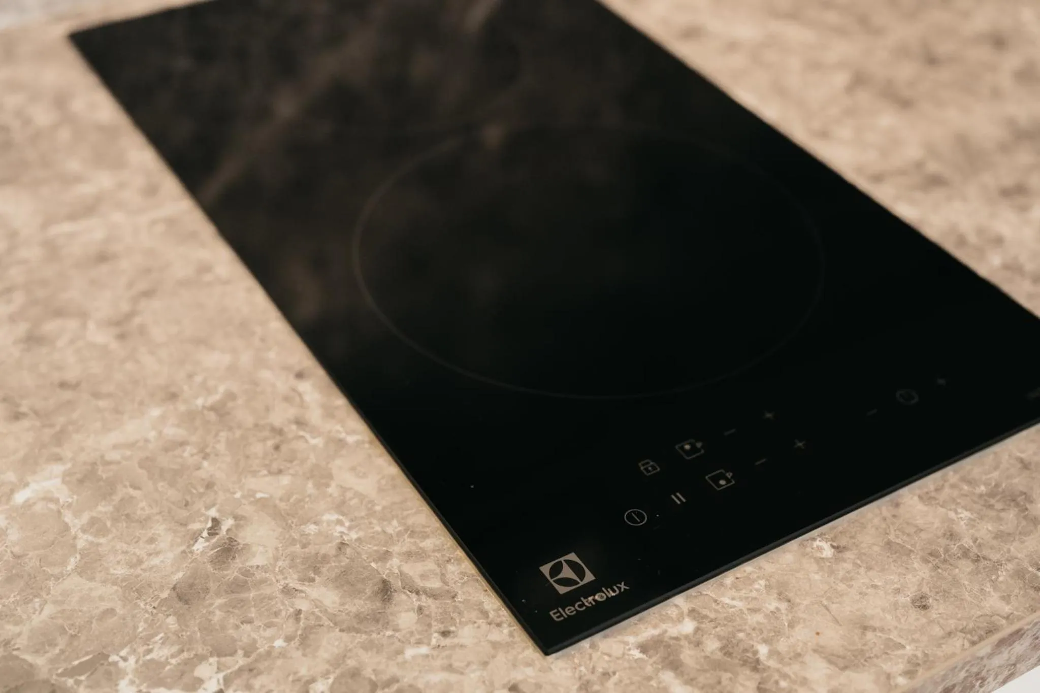 stove in CATHEDRAL Old Town Suites