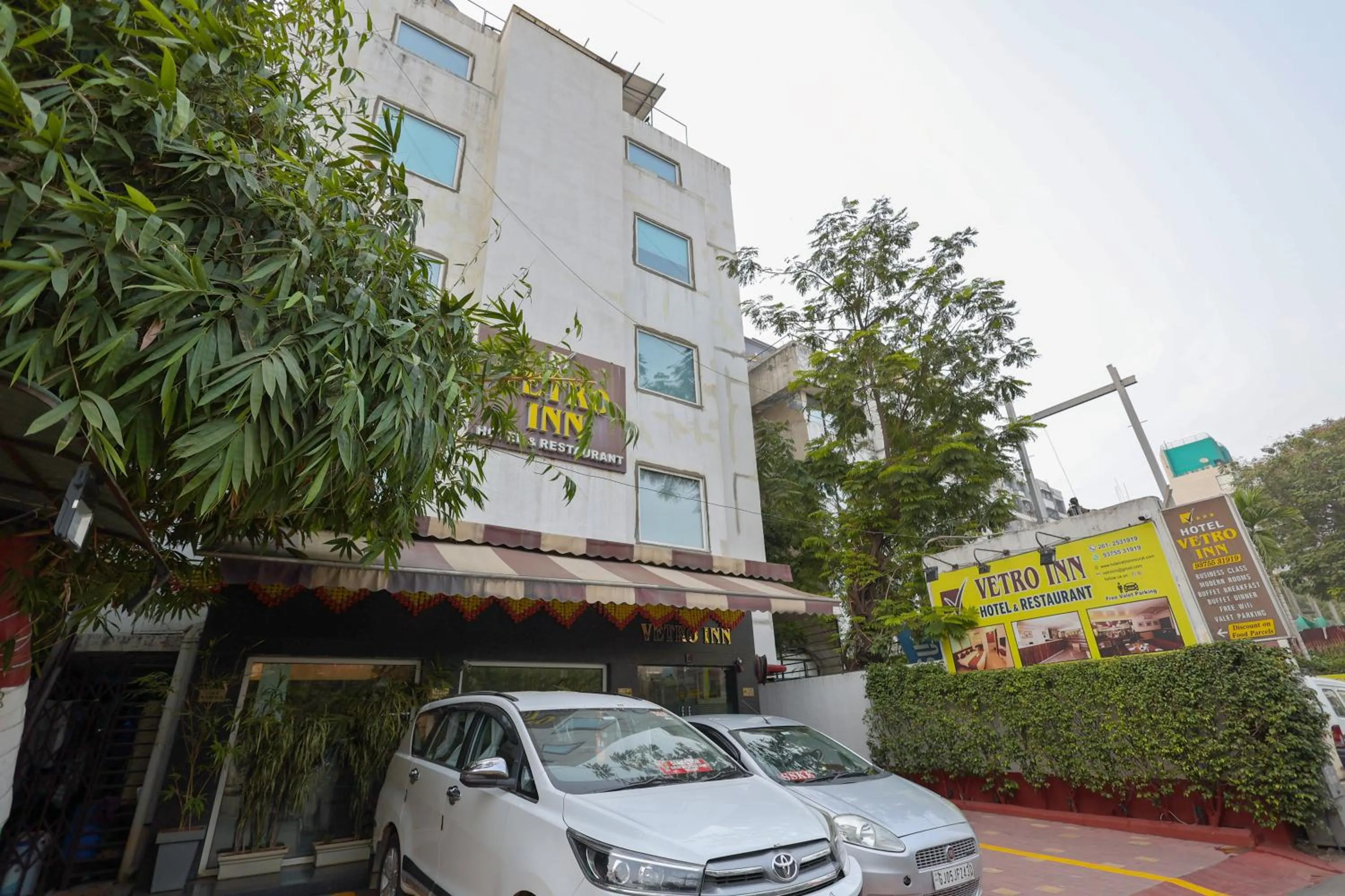 Parking in Hotel Vetro Inn