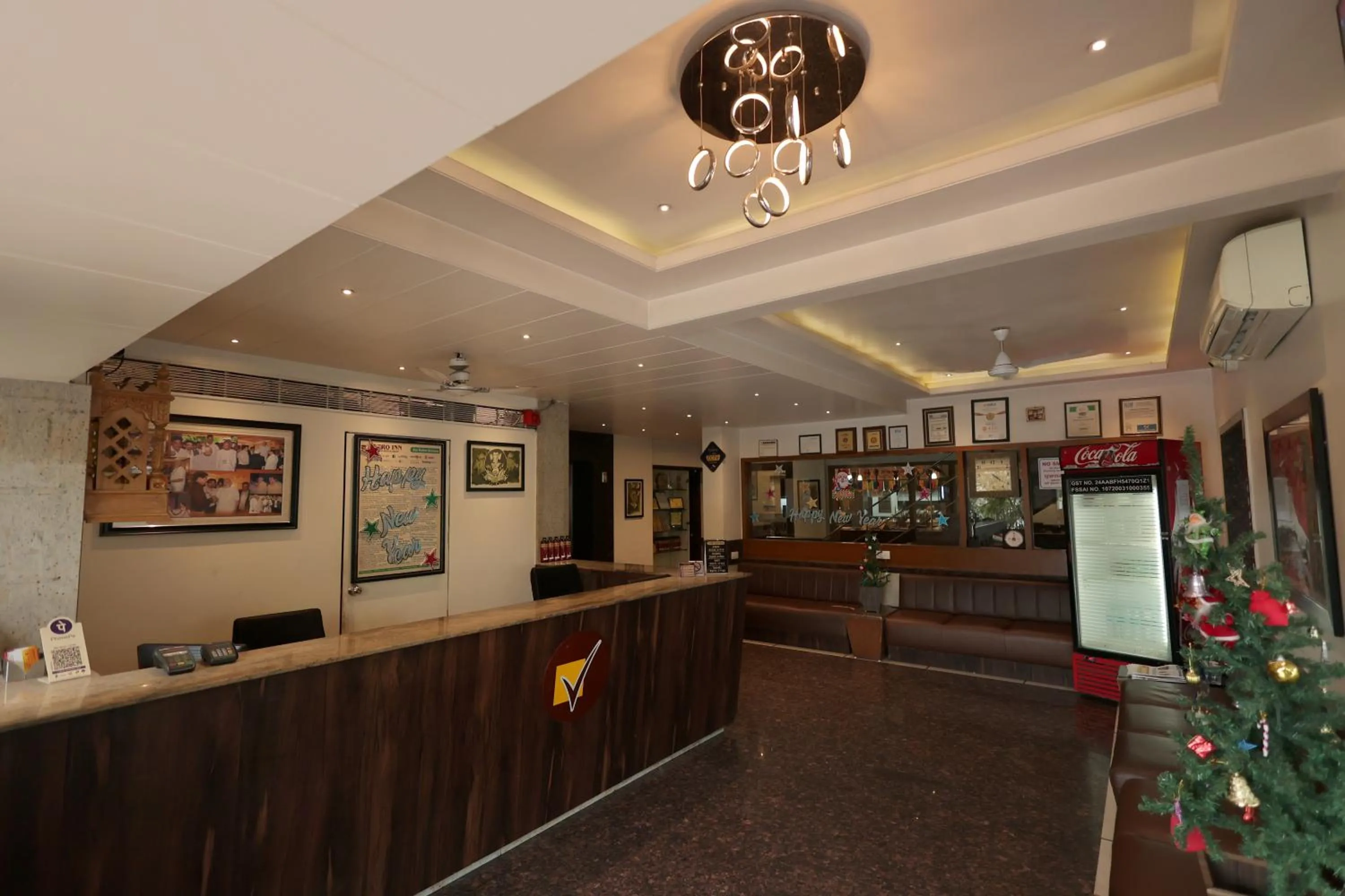 Food and drinks in Hotel Vetro Inn