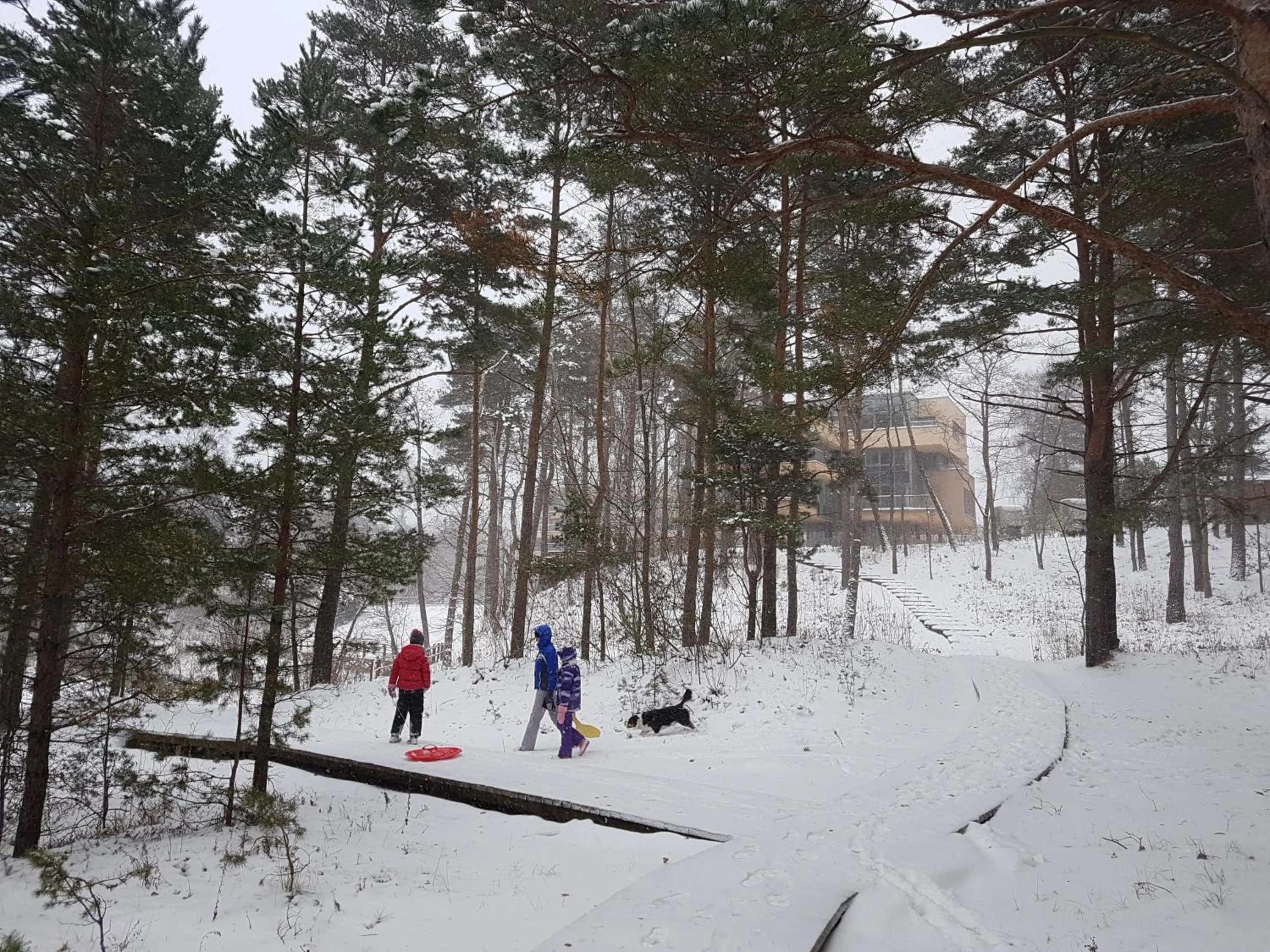 People in Saules Club Apart Hotel