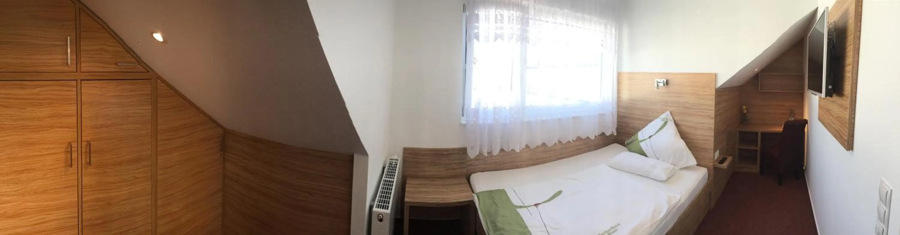 Photo of the whole room, Bed in Hotel Garten