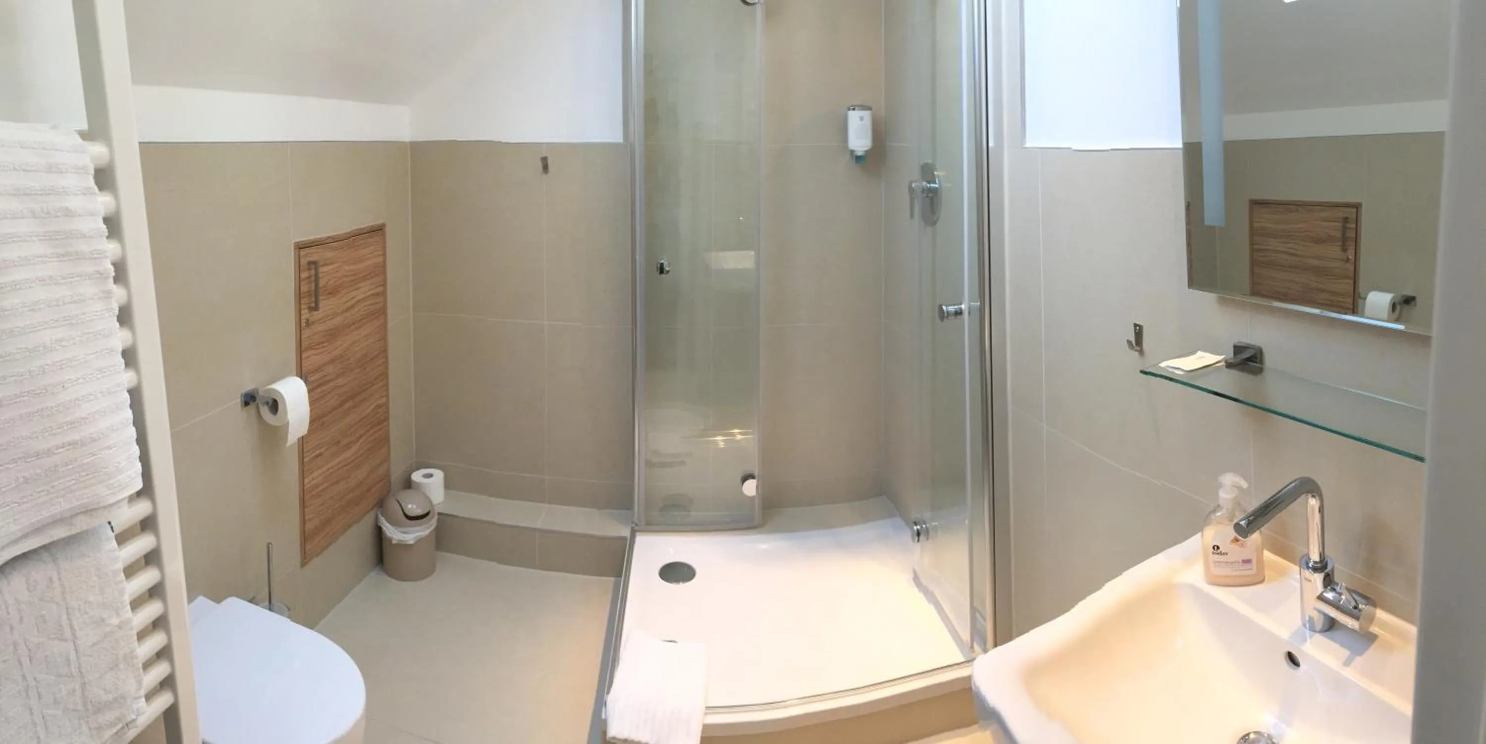 Bathroom in Hotel Garten