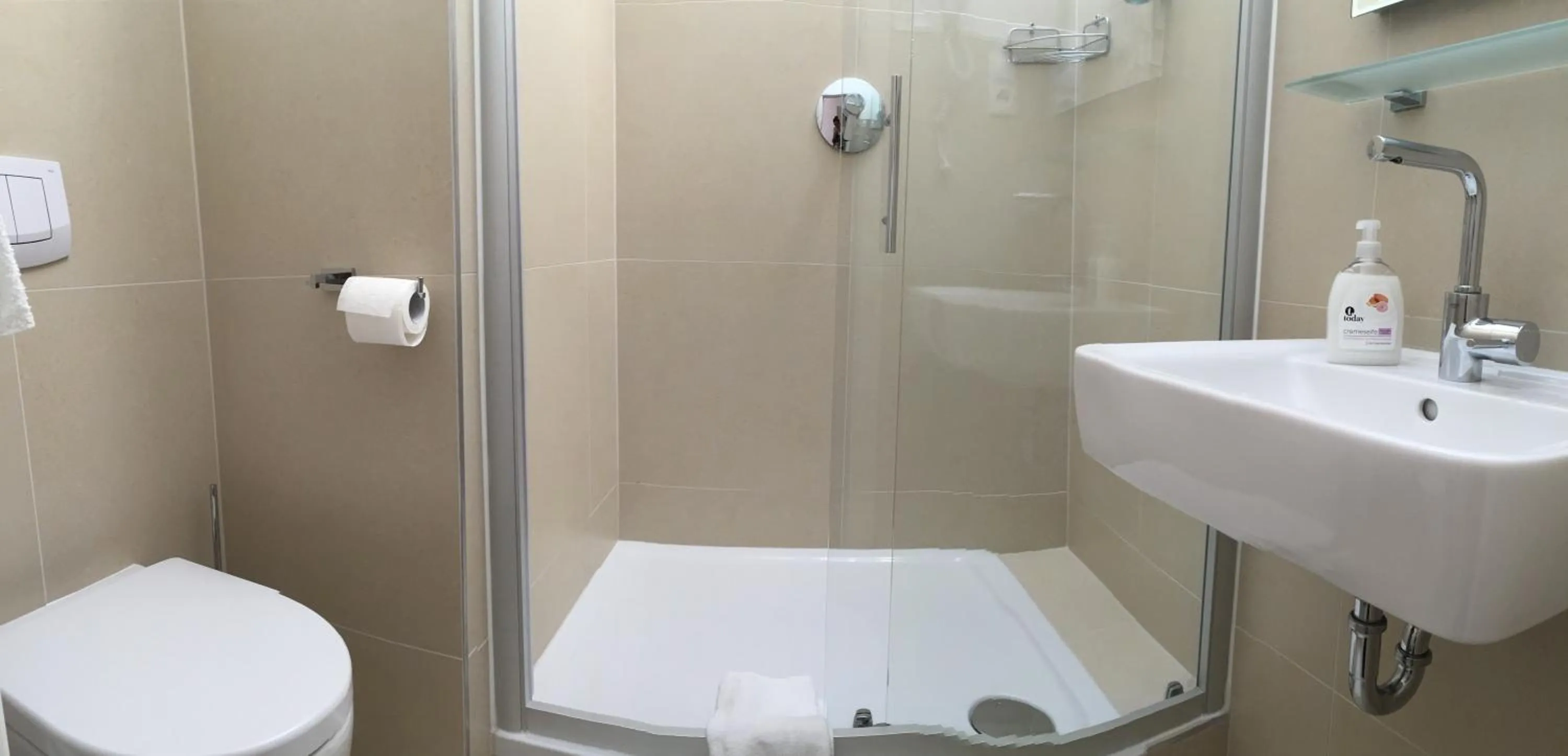 Bathroom in Hotel Garten