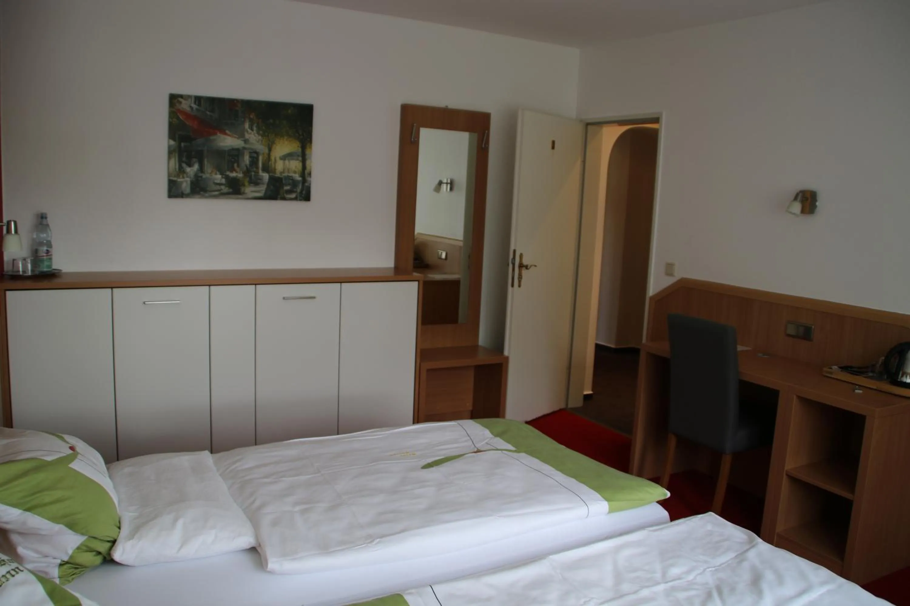 Photo of the whole room, Bed in Hotel Garten