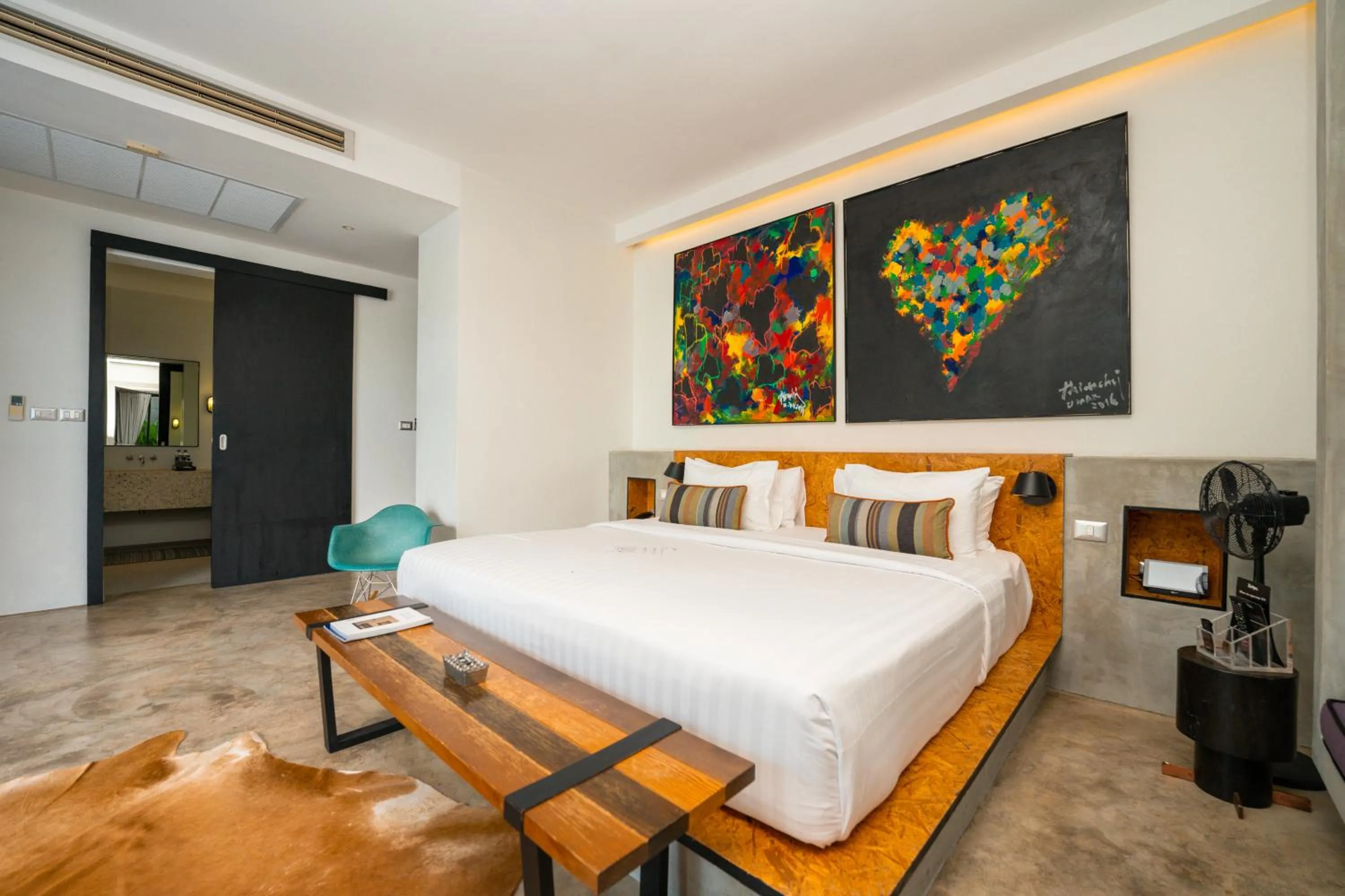 Bed in The Xcape River Kwai