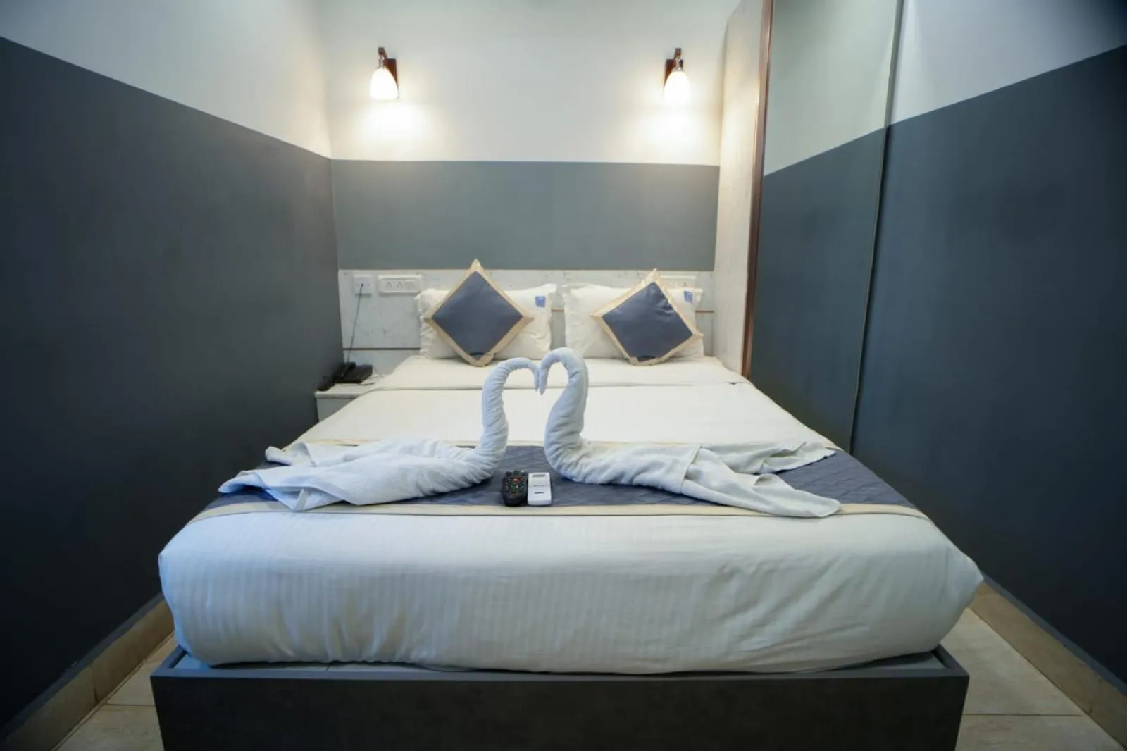 Bed in HOTEL RAAJ GRAND