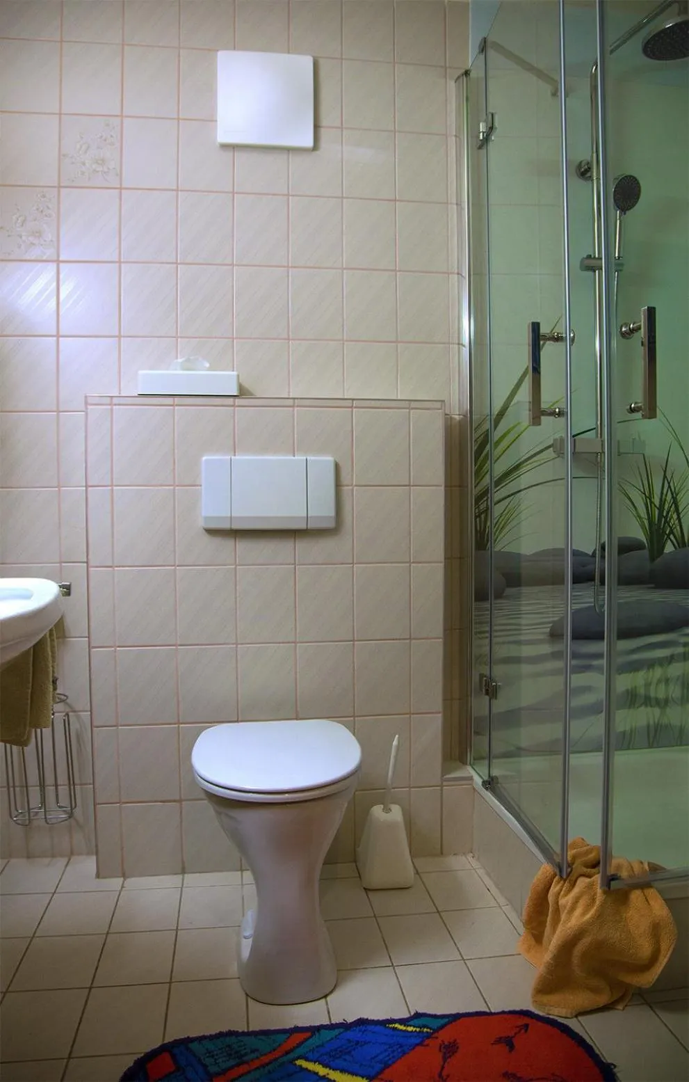 Toilet in Gästehaus Götz