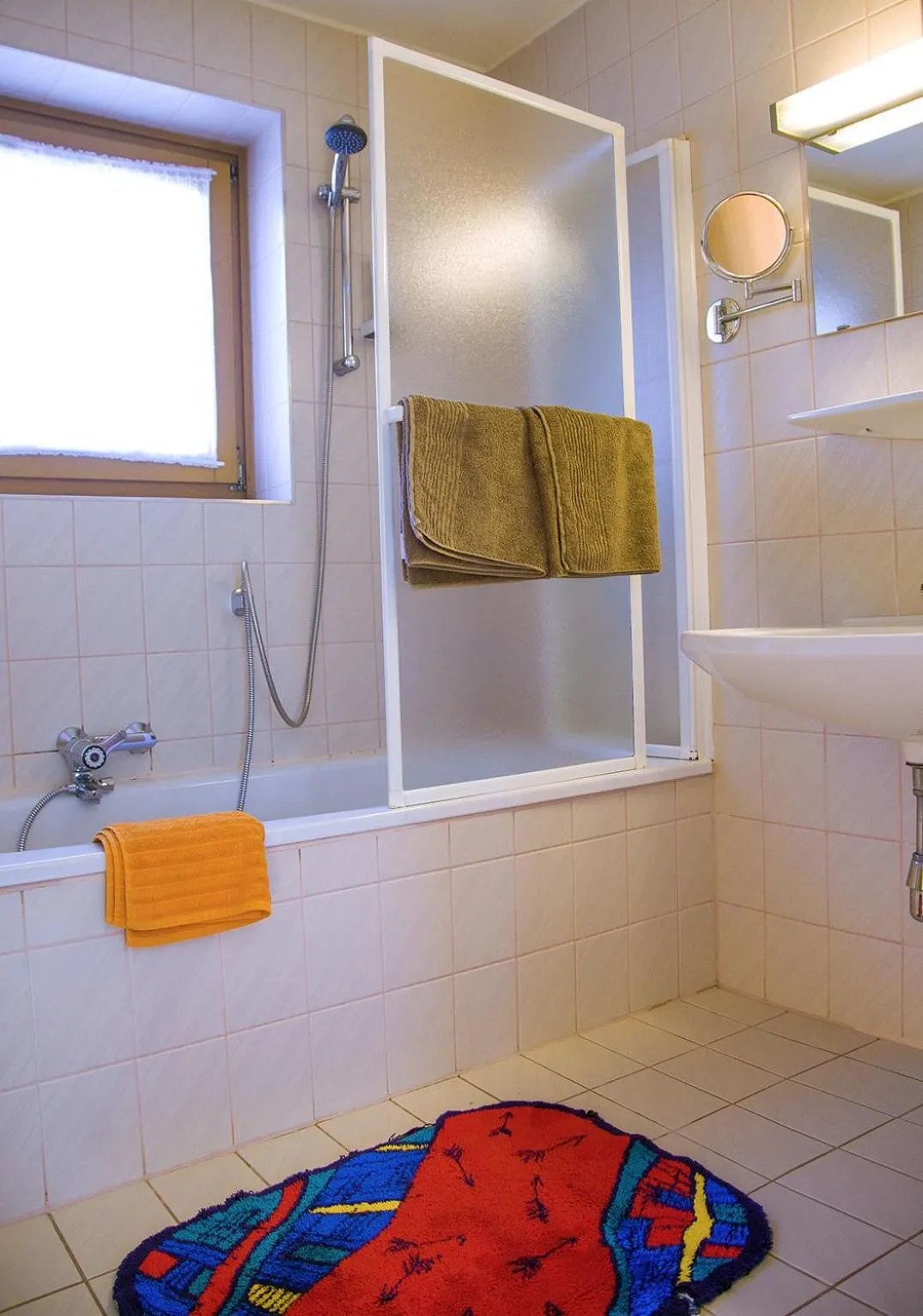 Bathroom in Gästehaus Götz