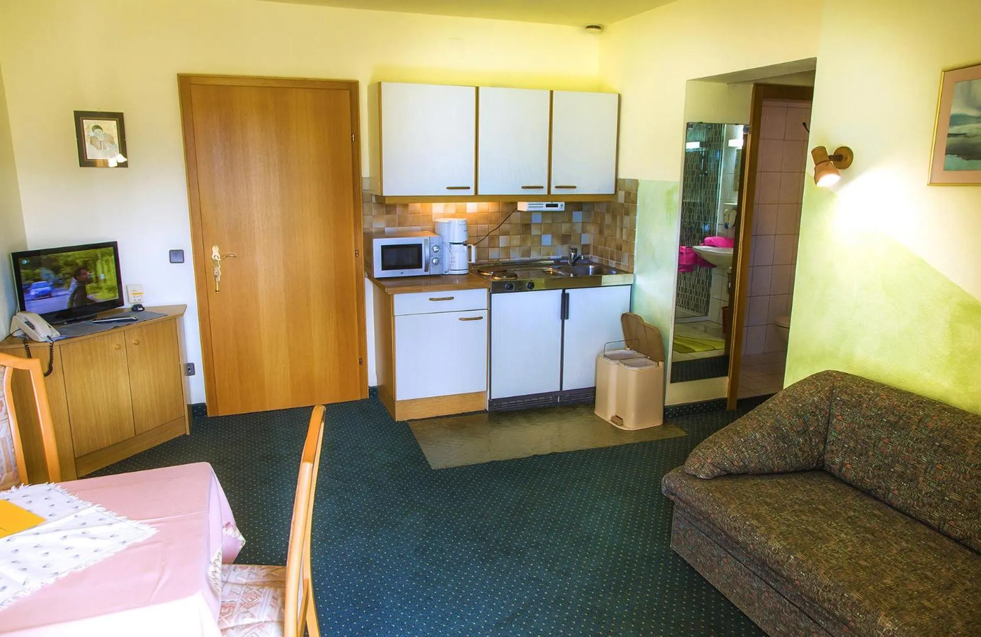 Decorative detail in Gästehaus Götz