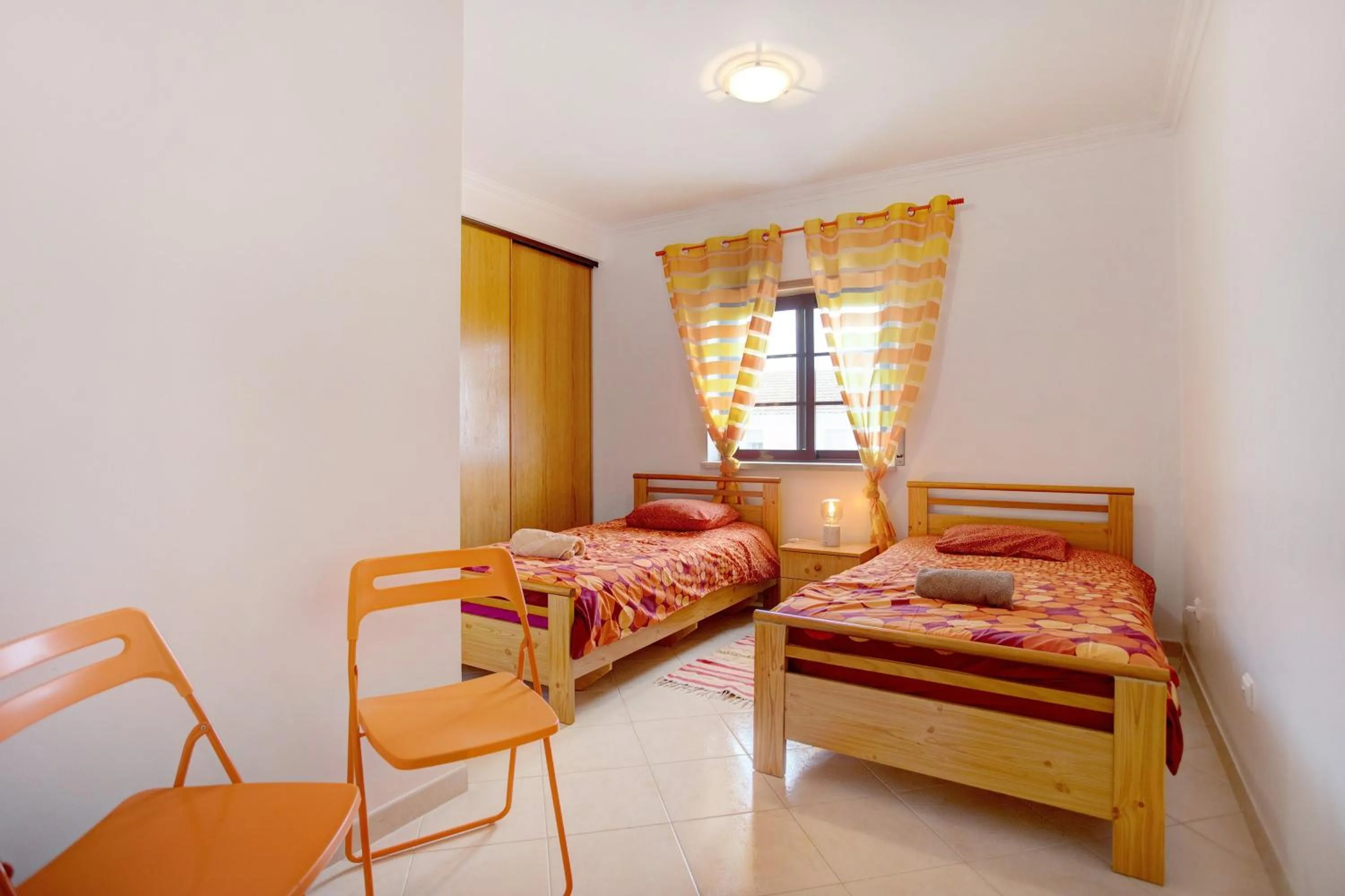 Property building, Bed in A O - La Source