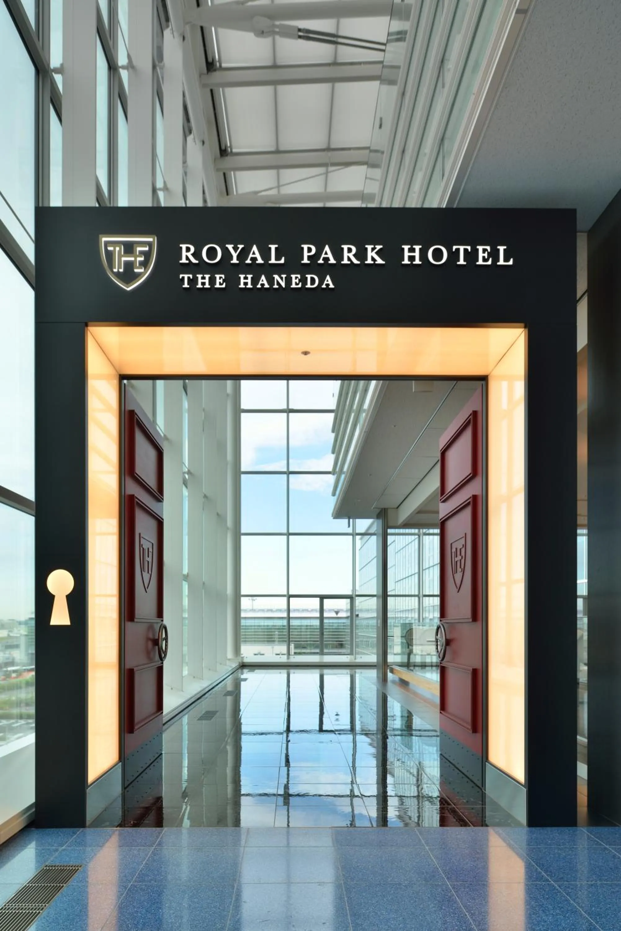 Facade/entrance in The Royal Park Hotel Tokyo Haneda Airport Terminal 3