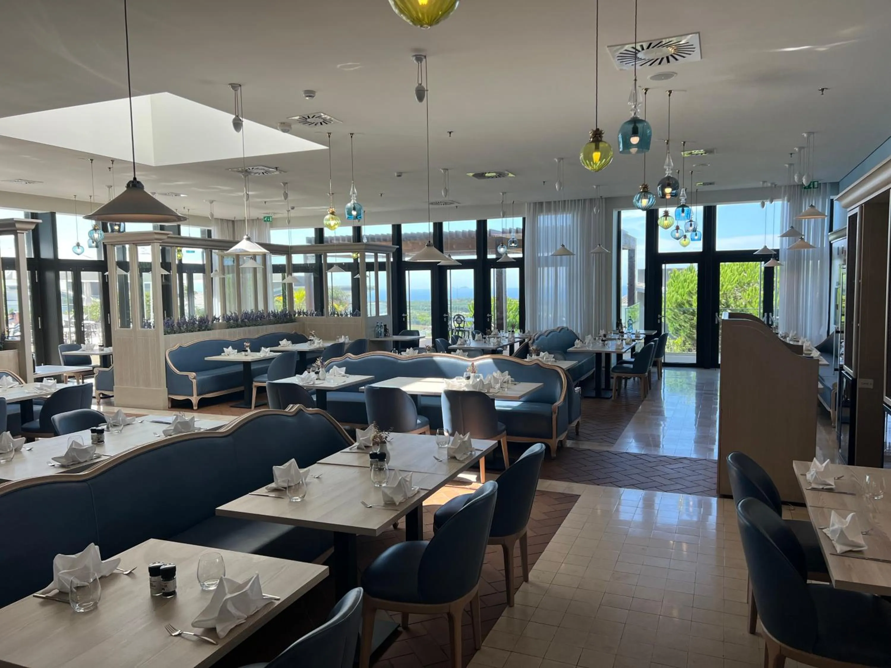 Restaurant/places to eat in Royal Obidos Scenic Resort